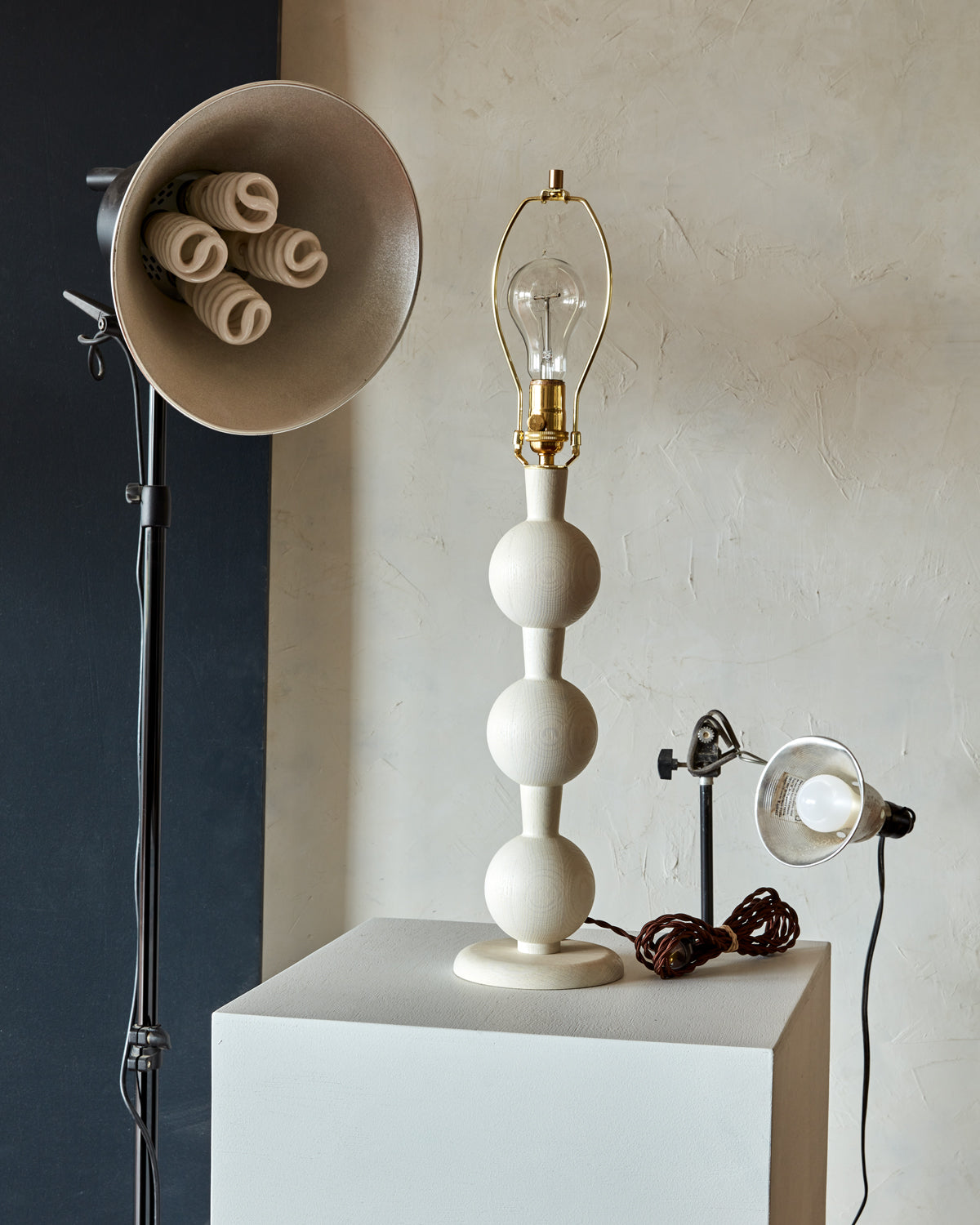 Calalelia Table Lamp