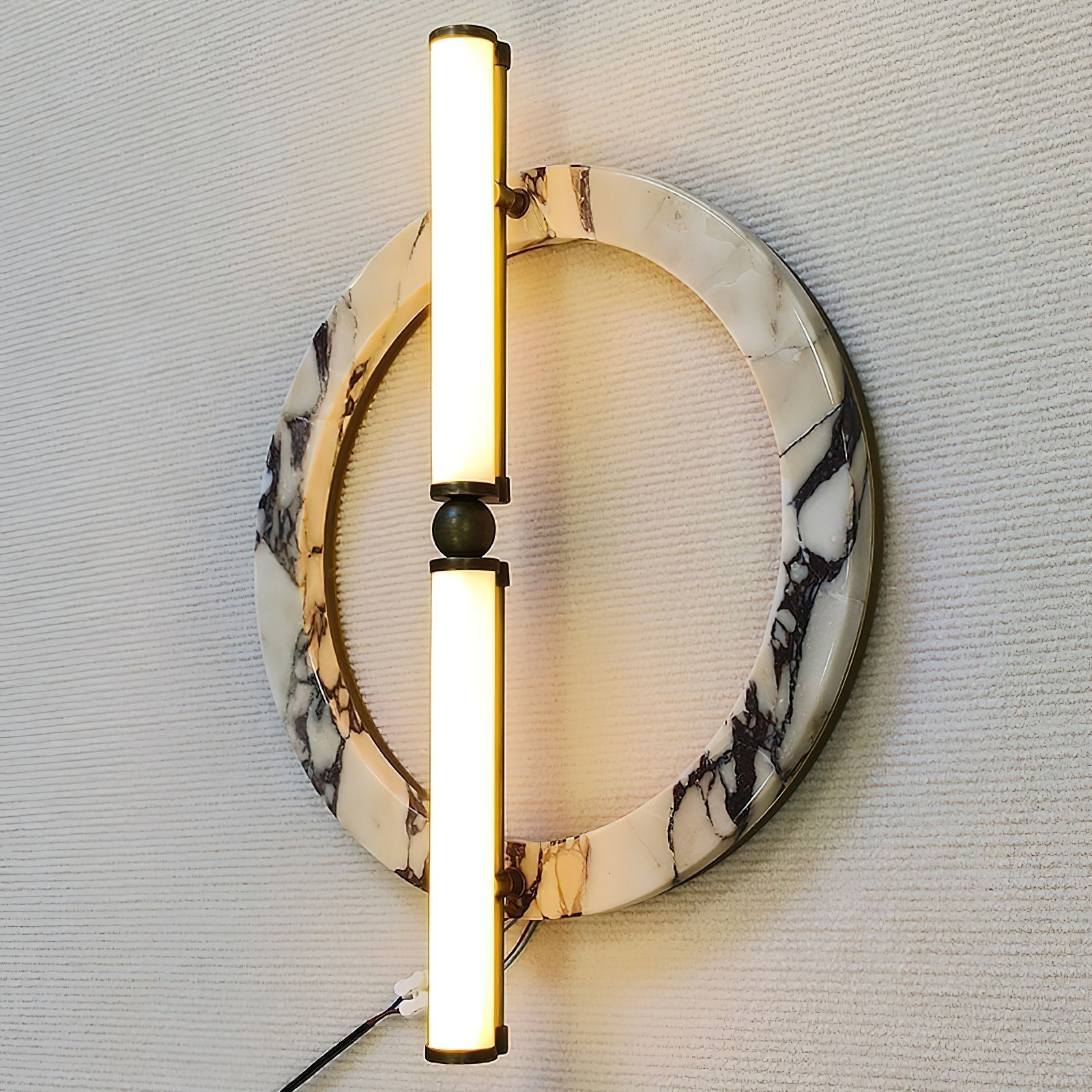 Miyal Wall Lamp