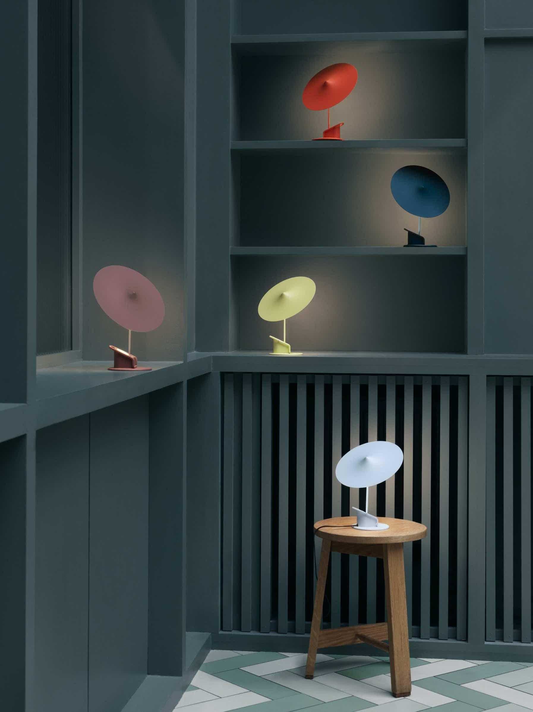 Lumoce Futuristic Table Lamp