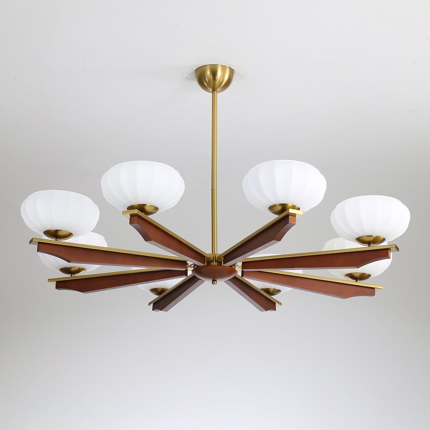 Uzoror Traditional Elegance Vintage Wood Chandelier