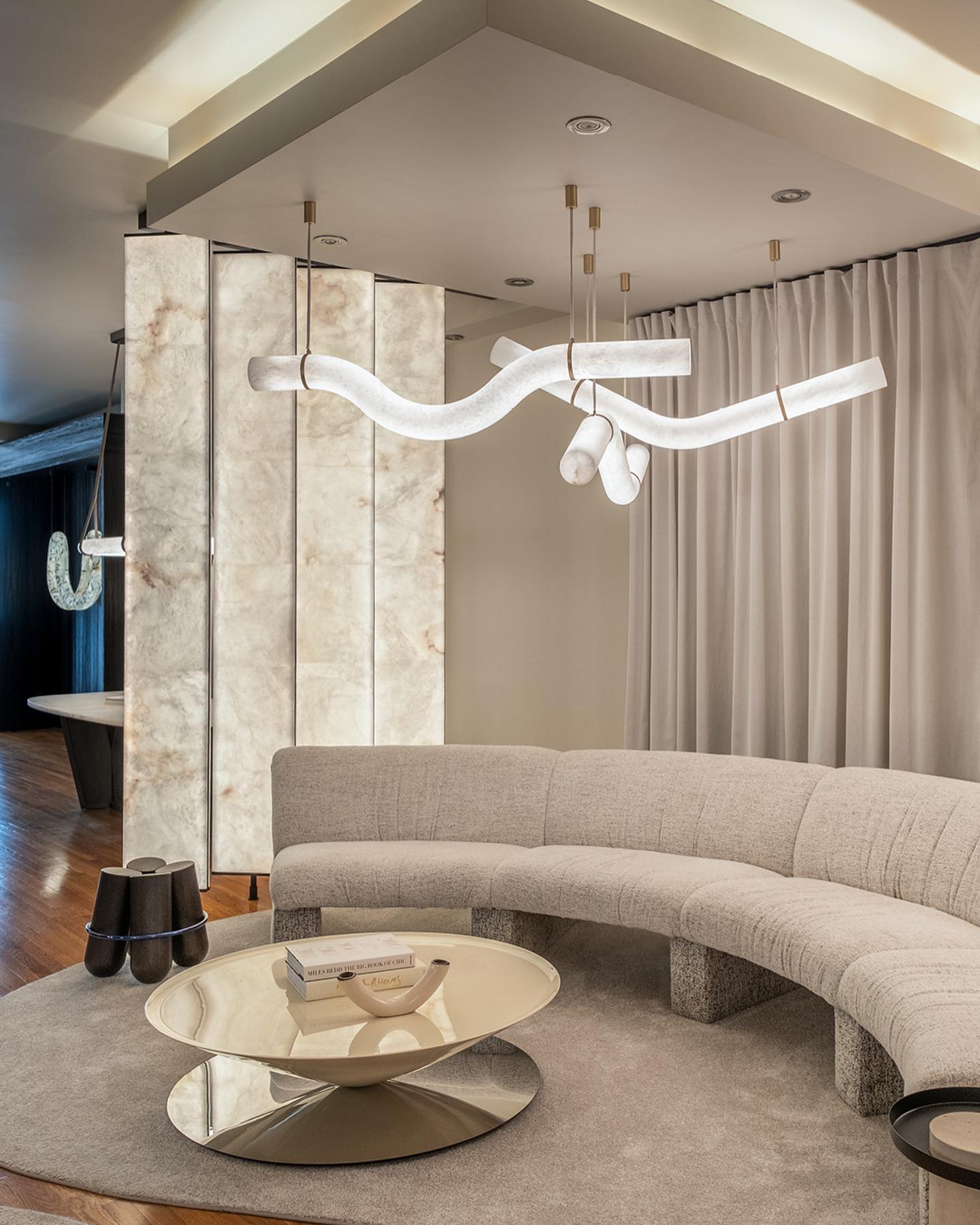 Luste Alabaster Closed-loop Pendant Light Chandelier