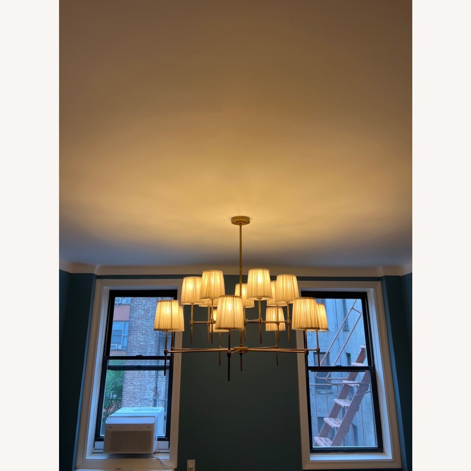 Sera Chandelier