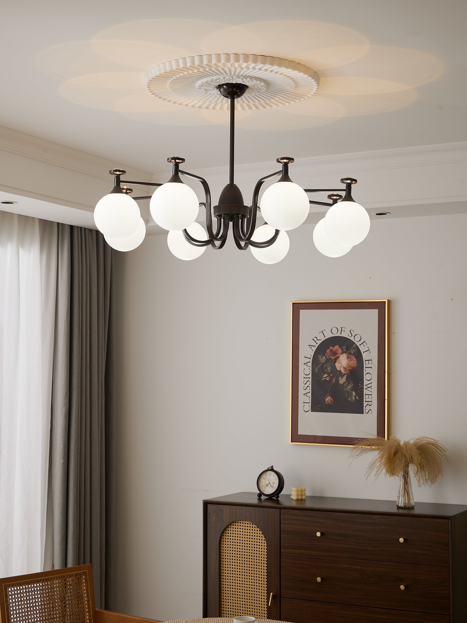 Zotheira Elegance Vintage Glass Chandelier