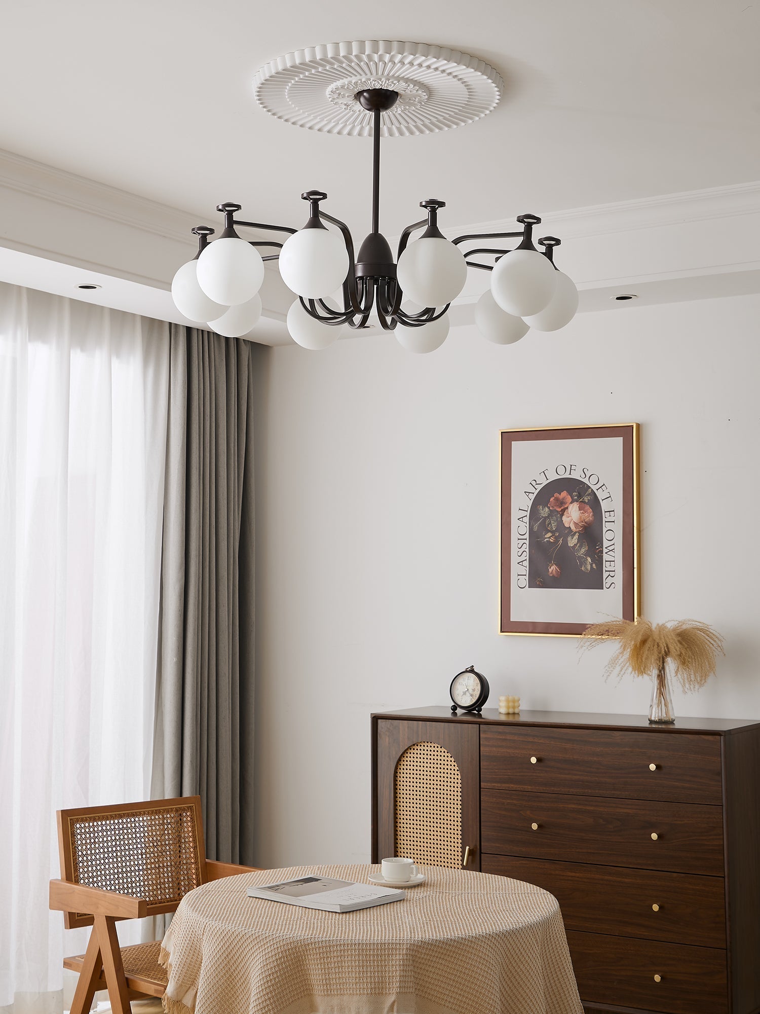 Zotheira Elegance Vintage Glass Chandelier