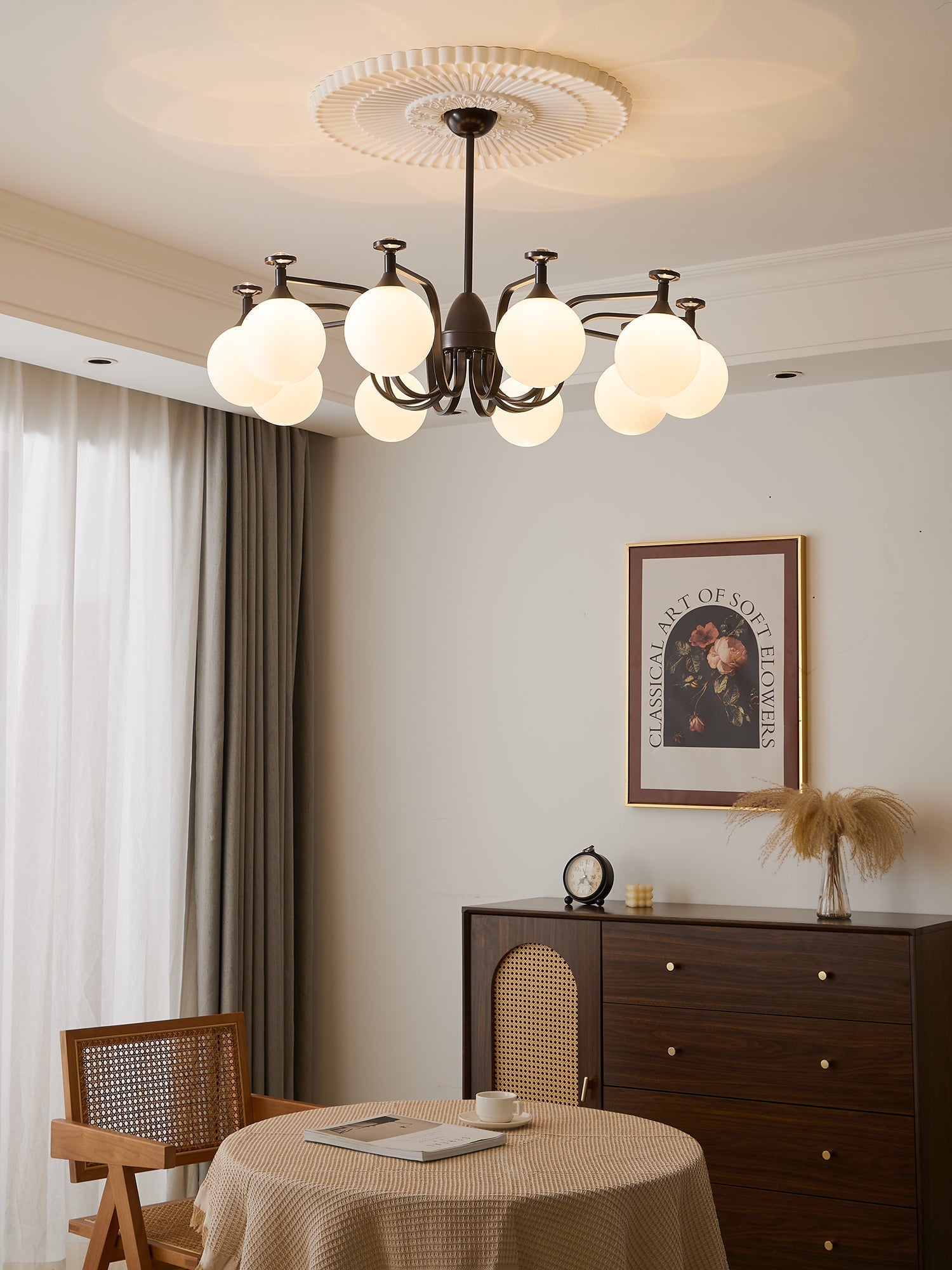 Zotheira Elegance Vintage Glass Chandelier