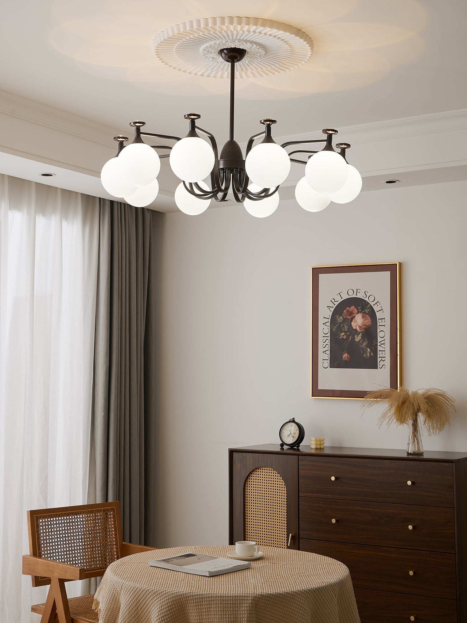 Zotheira Elegance Vintage Glass Chandelier