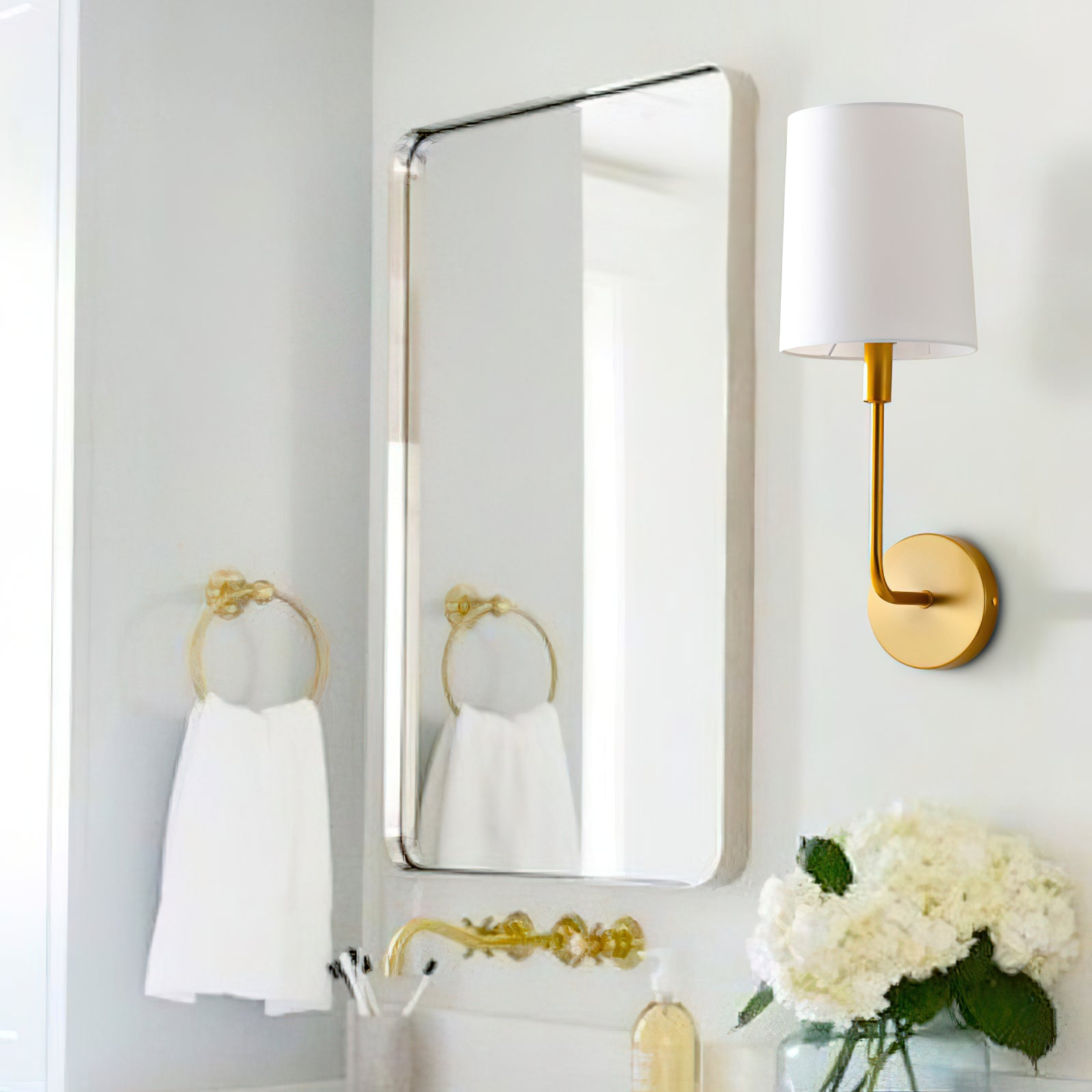 Viraelenne Wall Lamp