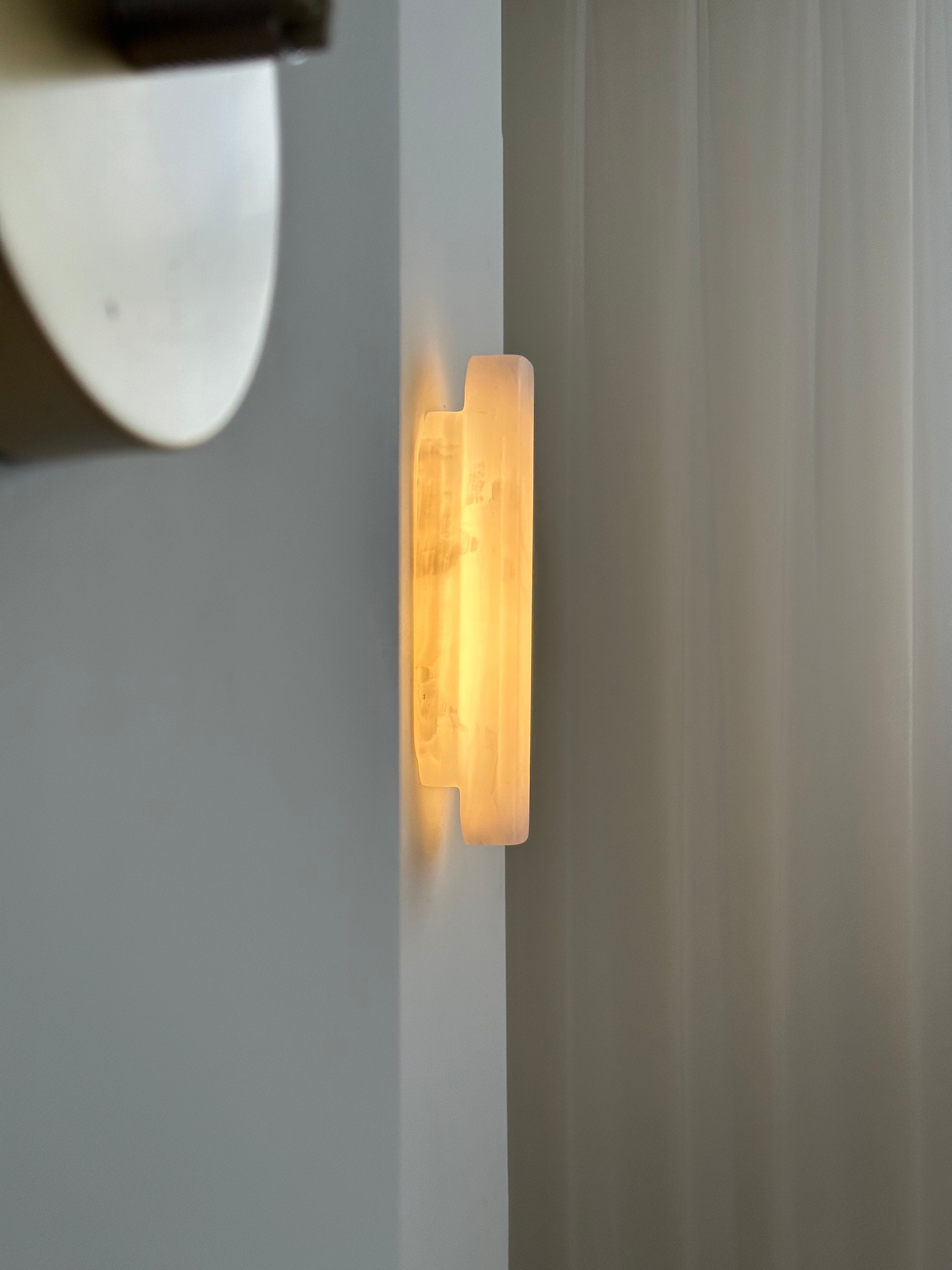 Virauielle Wall Lamp