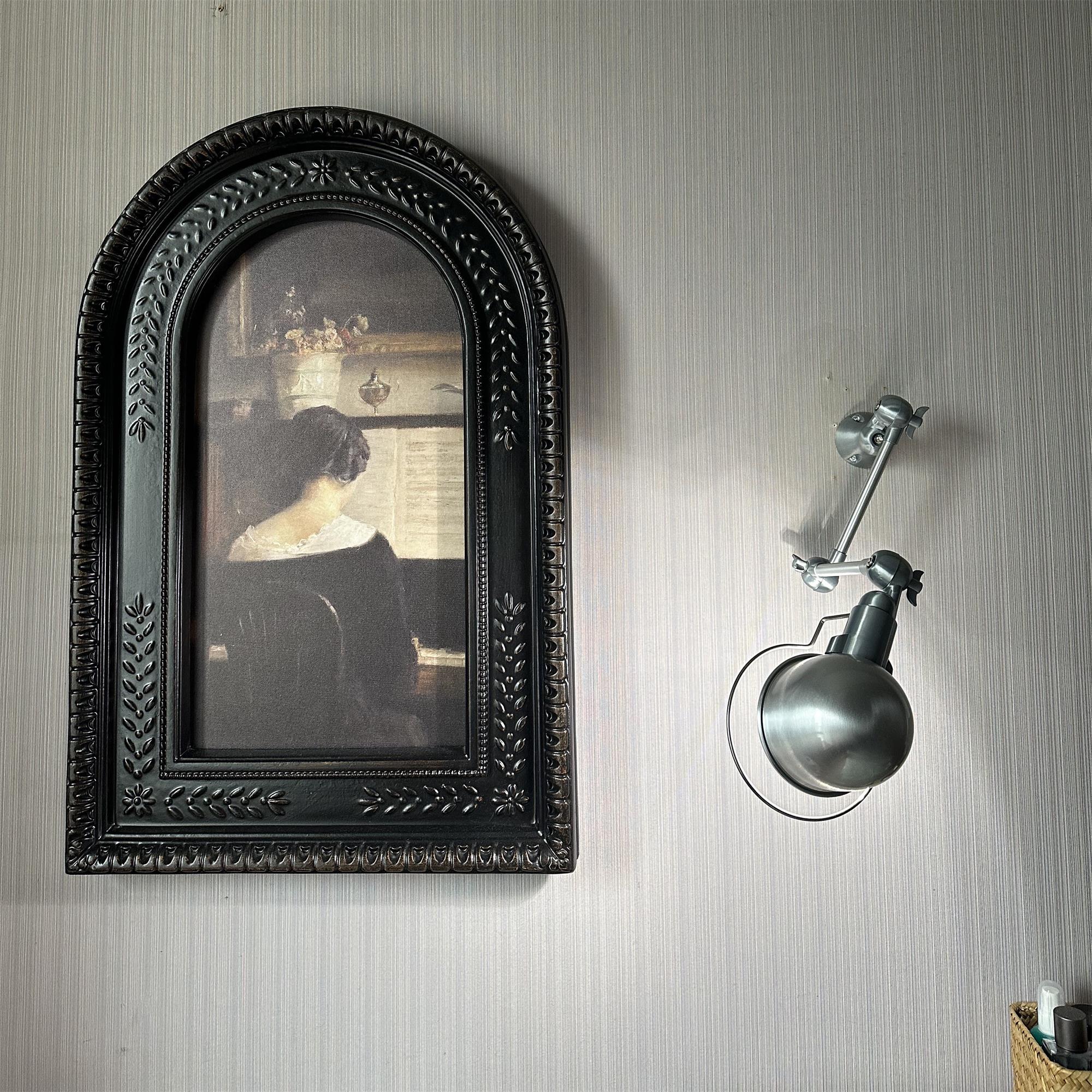 Vaughan Wall Lamp