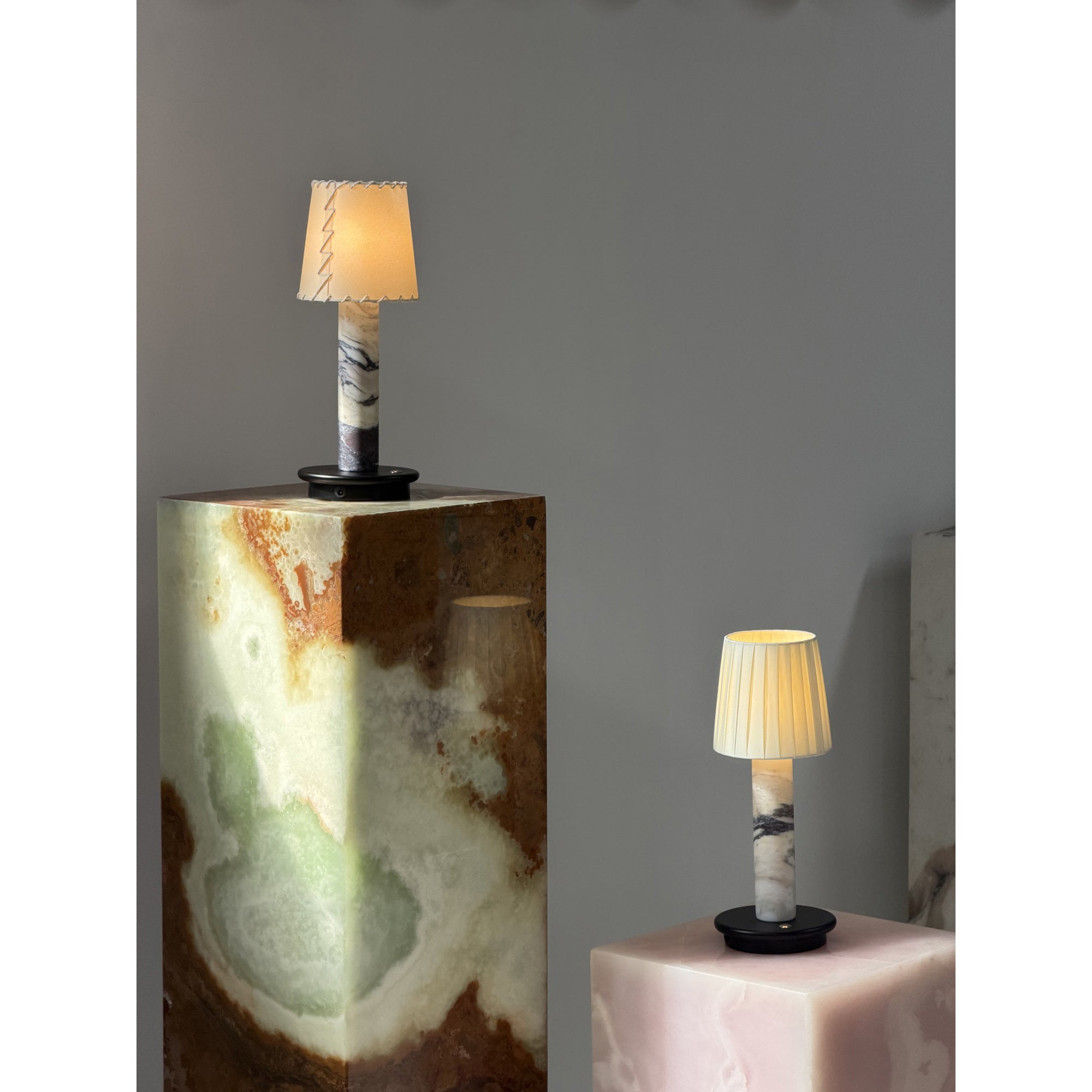 Viraerira Table Lamp