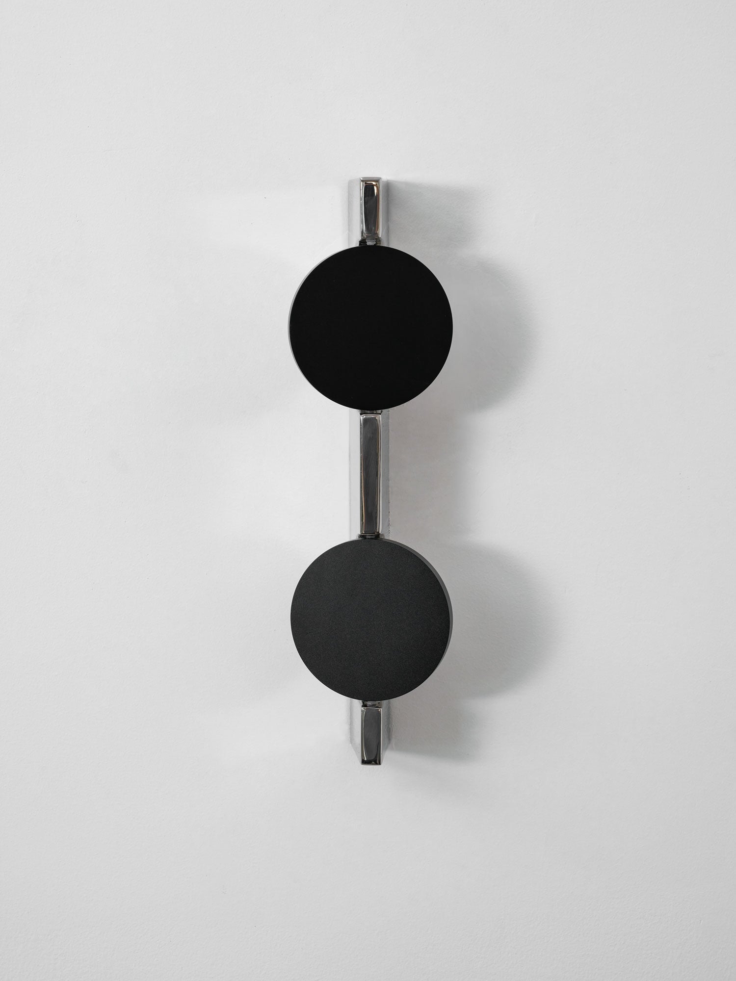 Delaview Kinetic Shadow Indoor Wall Light