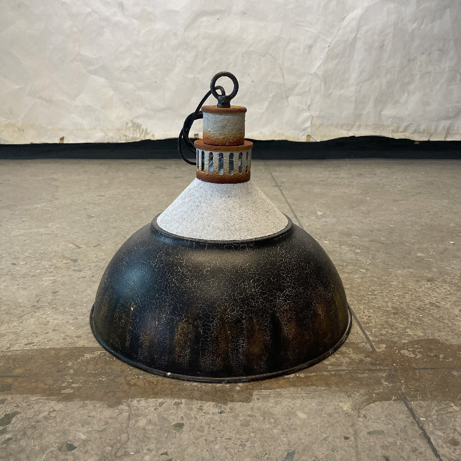 Rusty Pendant Lamp