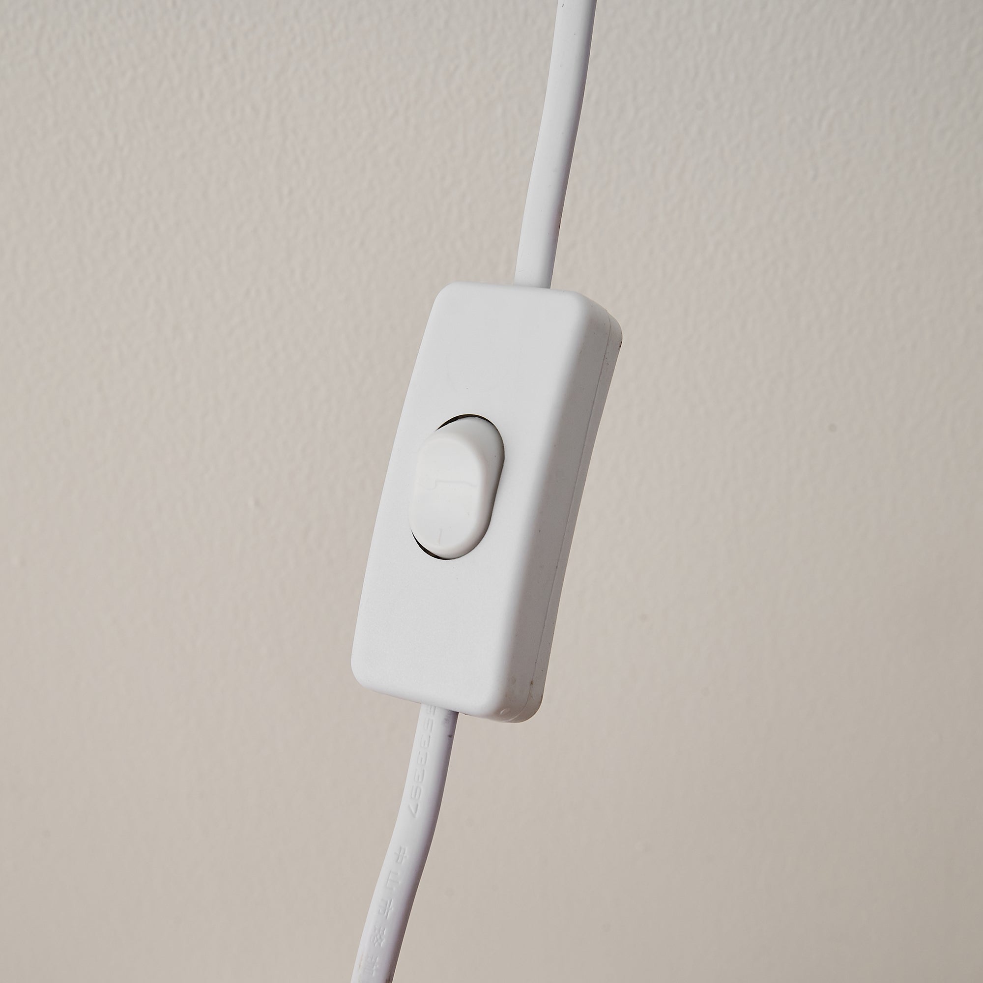 Evsoriel White Wall Light