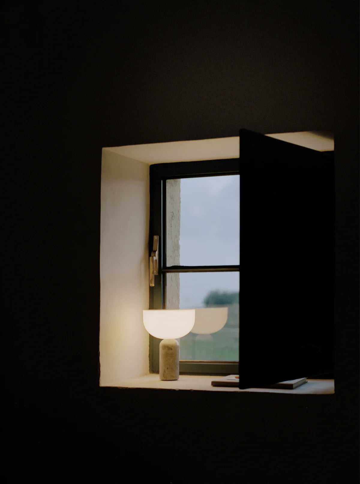 Lunabel Table Lamp