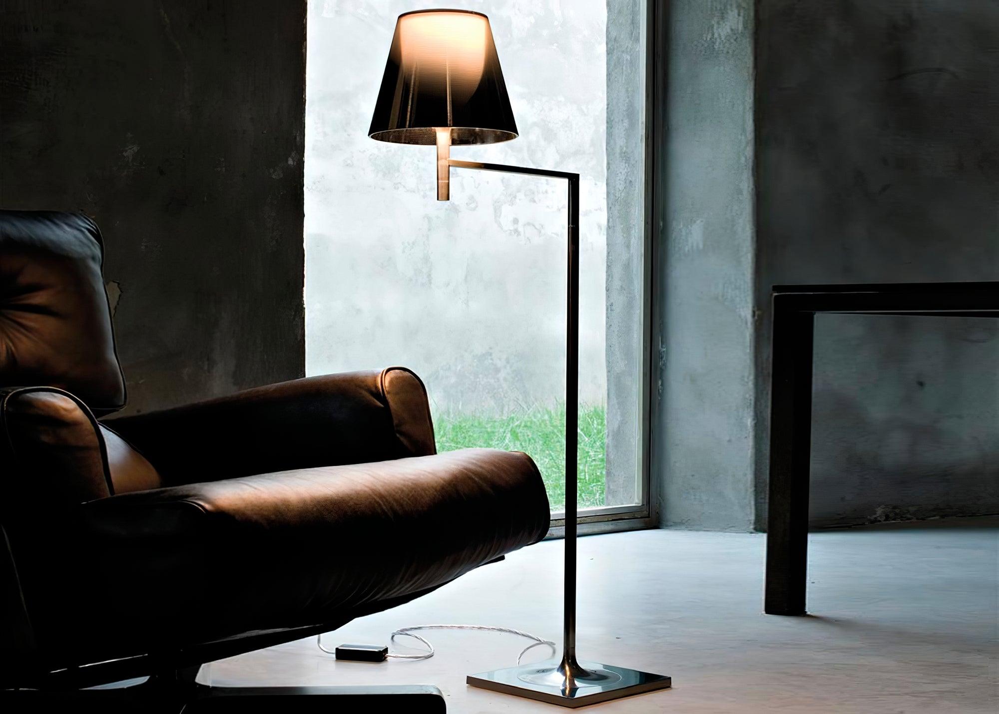 Aquris Minimalist Floor Lamp