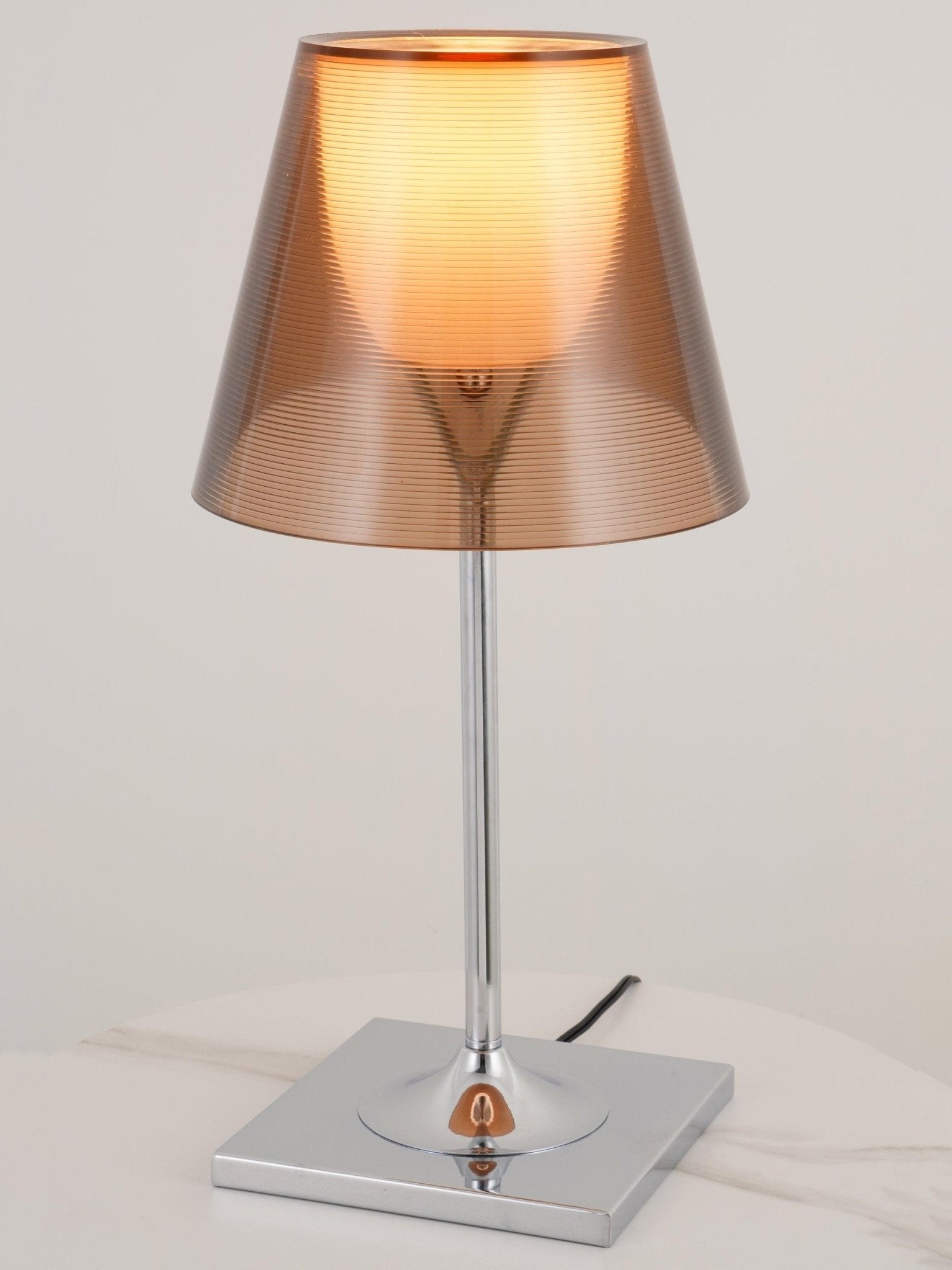 Bravon Plastic Table Lamp