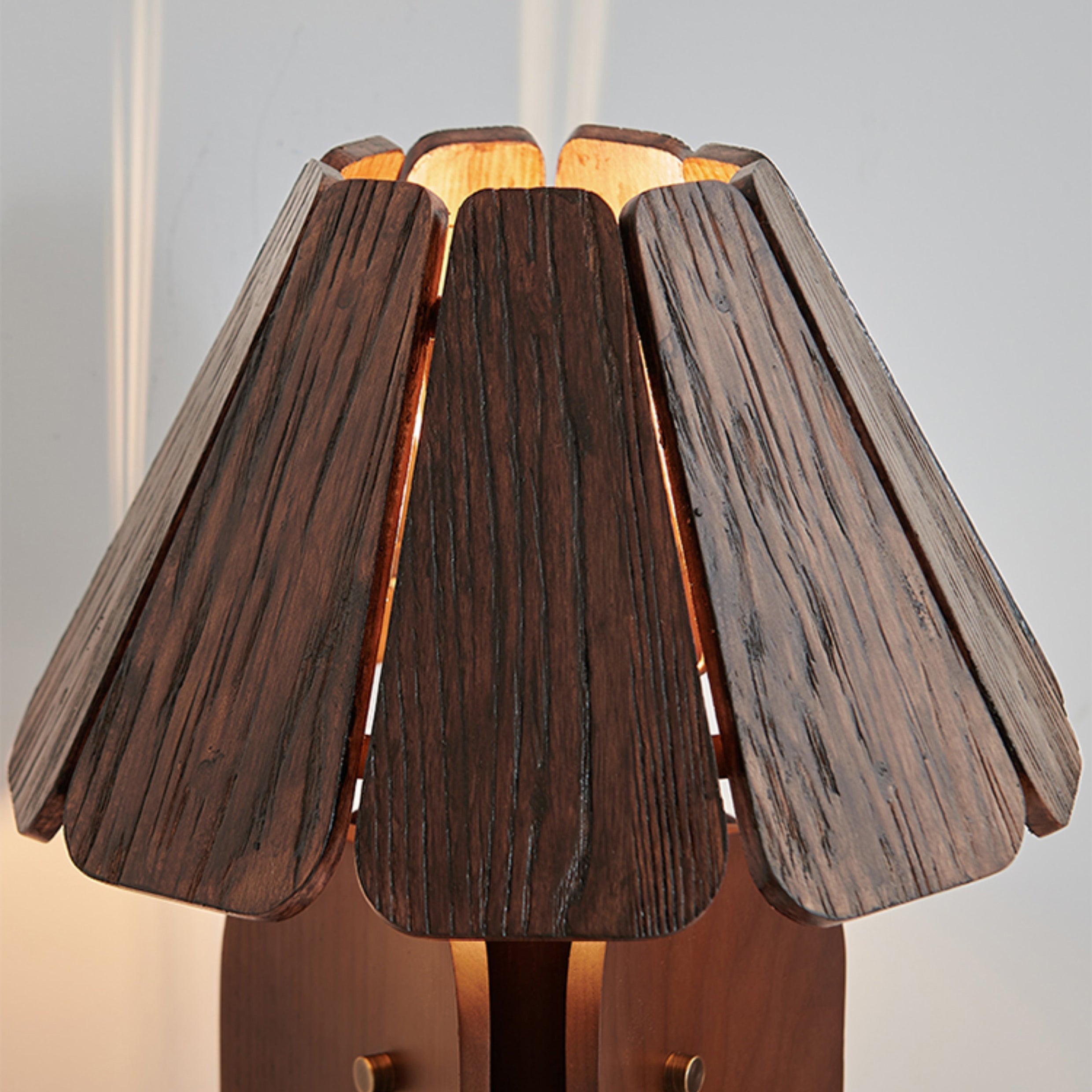 Arlovia Table Lamp