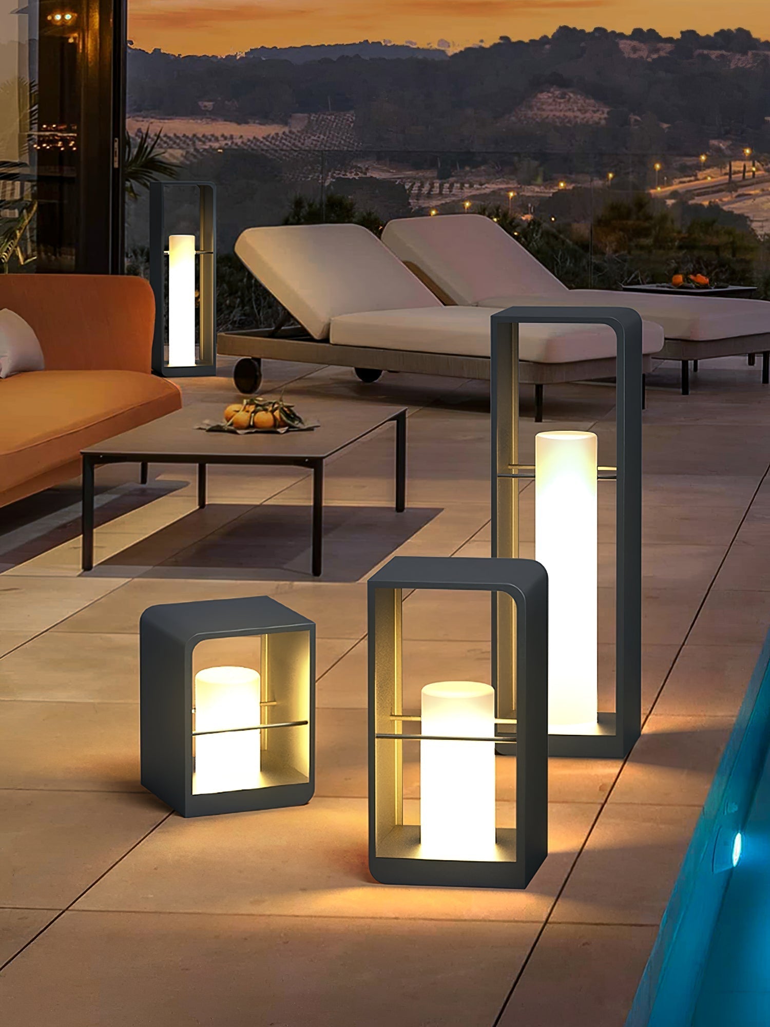 Reninian Minimalist Outdoor Light