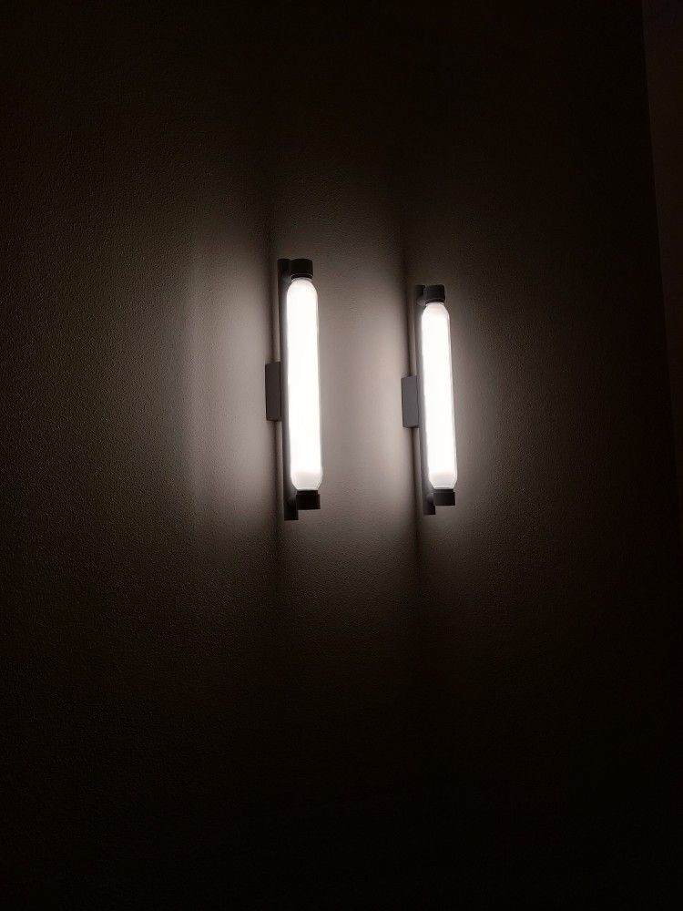 Cumiror Glass Wall Lamp