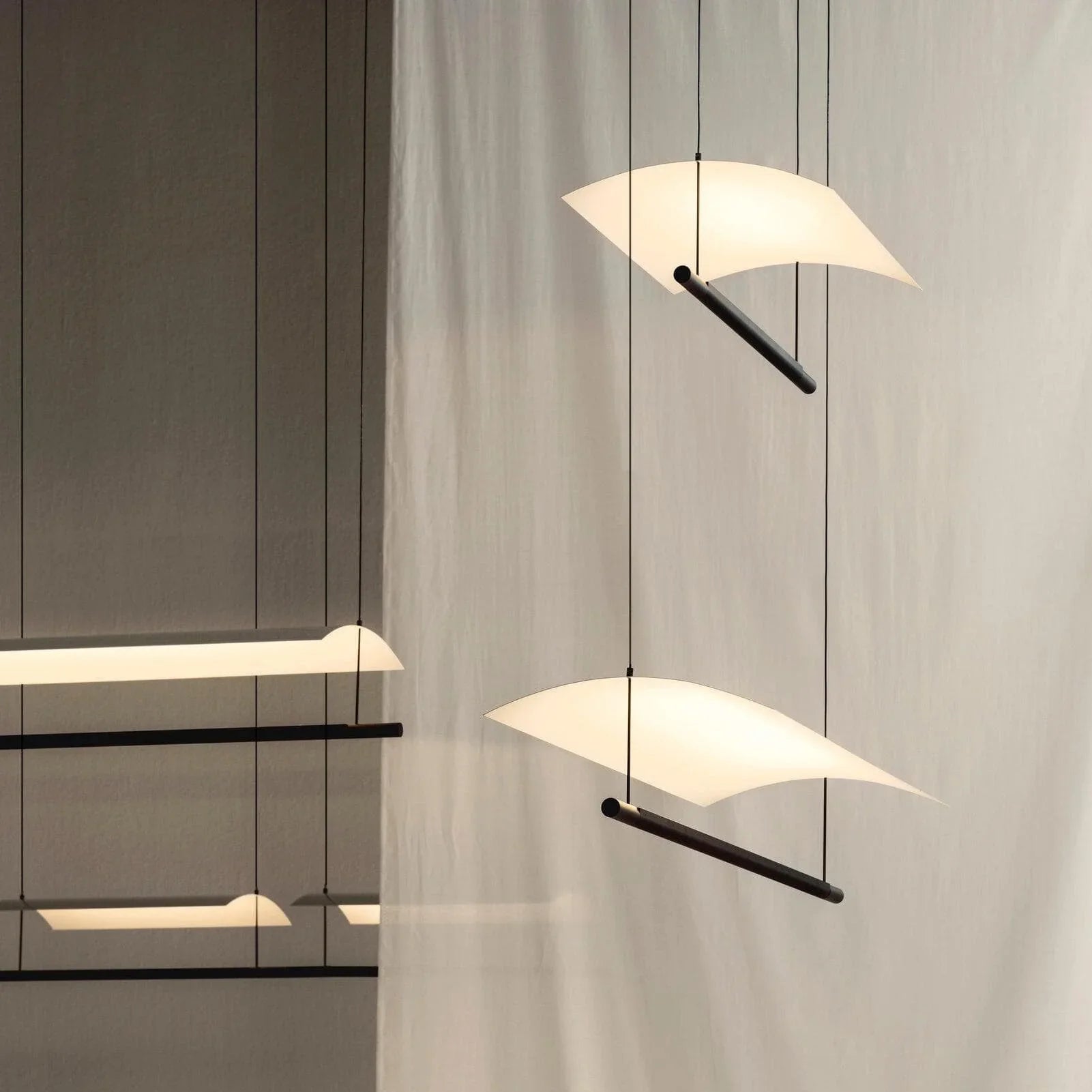 Stratos Linear Pendant Lamp
