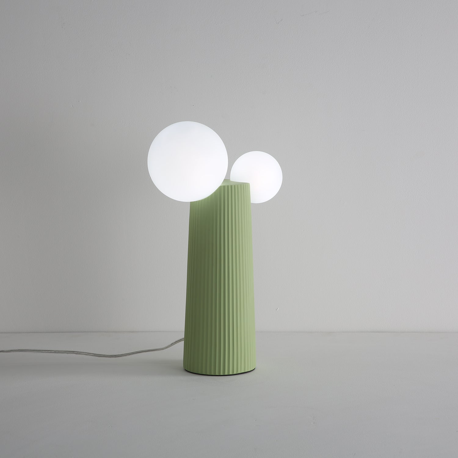 Miruine Land Table Lamp
