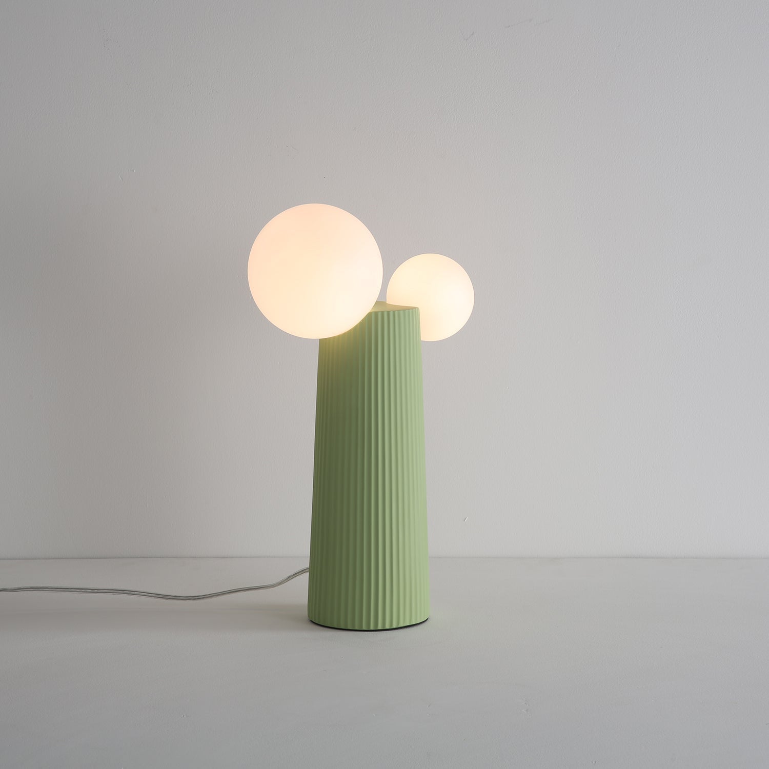 Miruine Land Table Lamp
