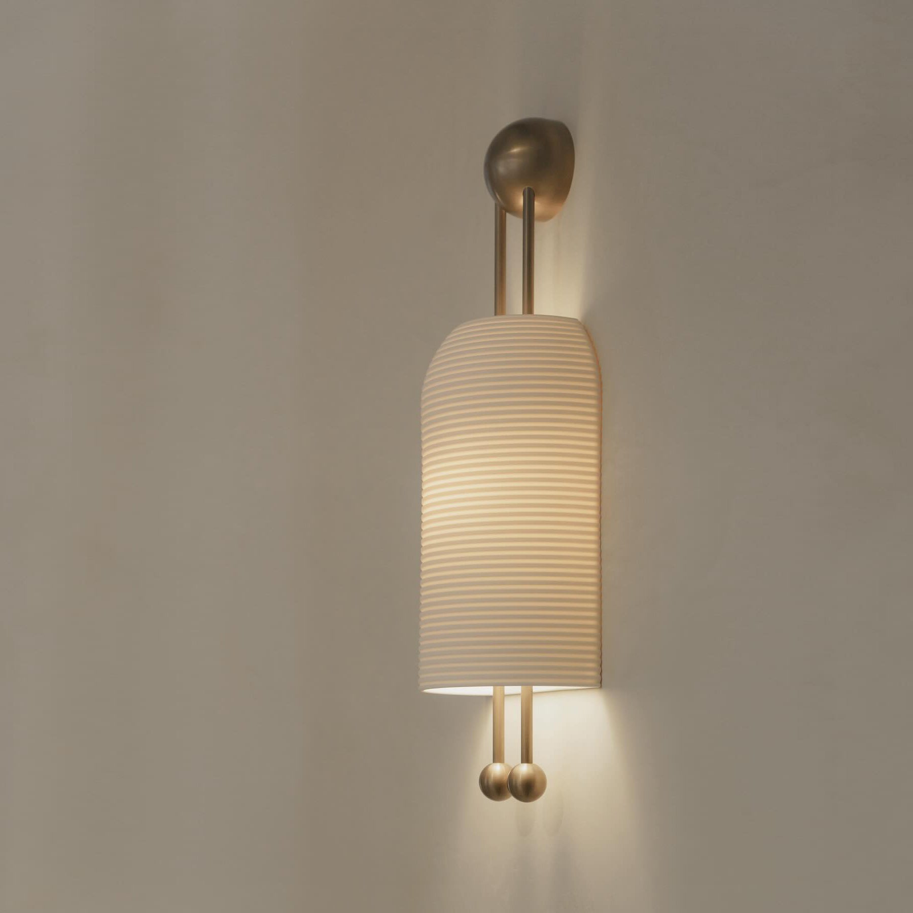 Zelaeora Wall Lamp