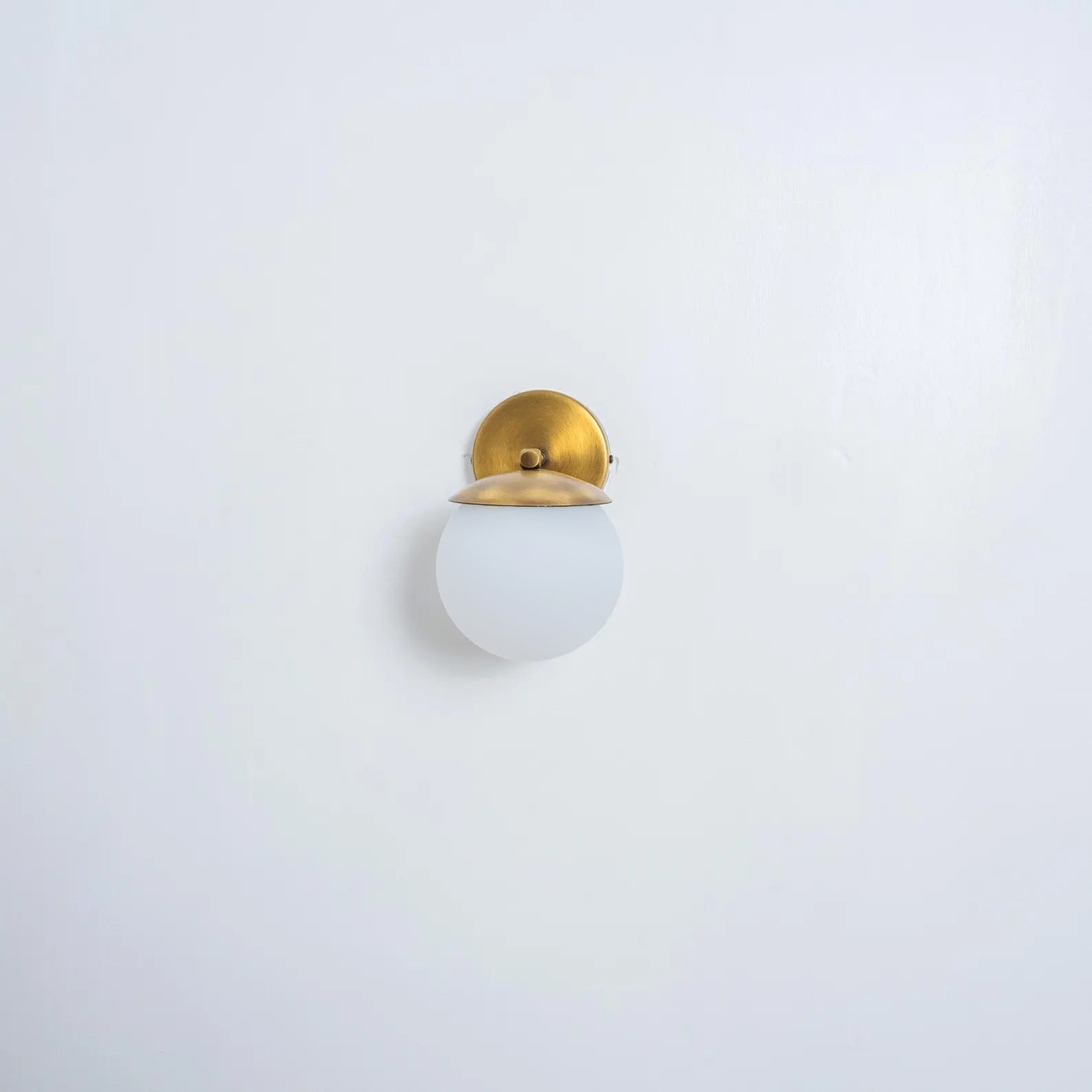 Caleella Wall Lamp