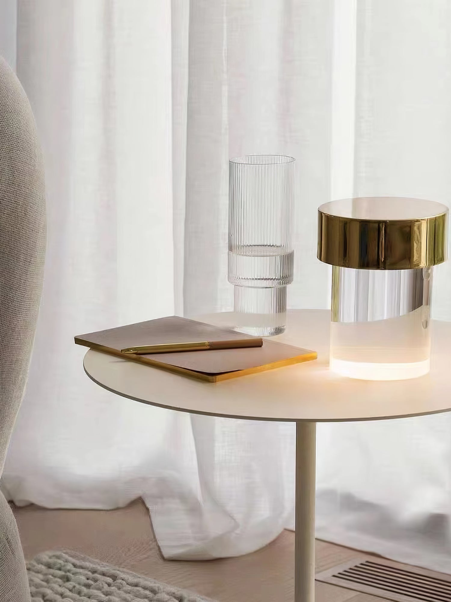 Pryden Minimalist Table Lamp