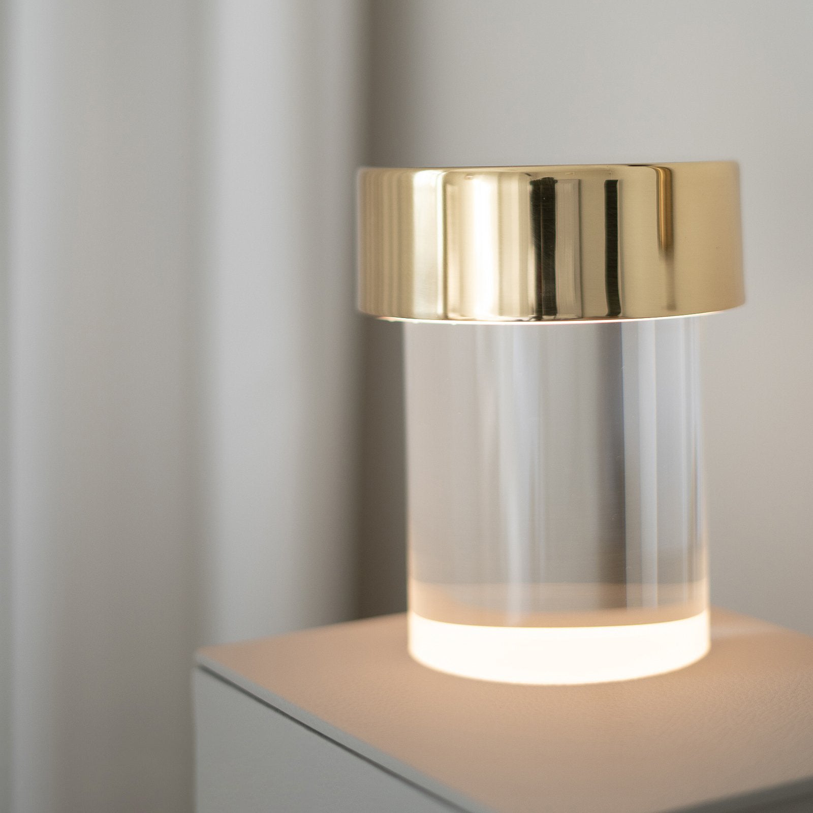 Pryden Minimalist Table Lamp