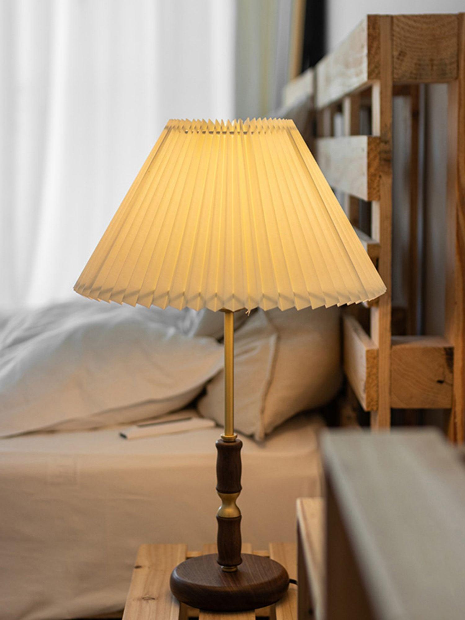 Vovenil Pleated Shade Table Lamp