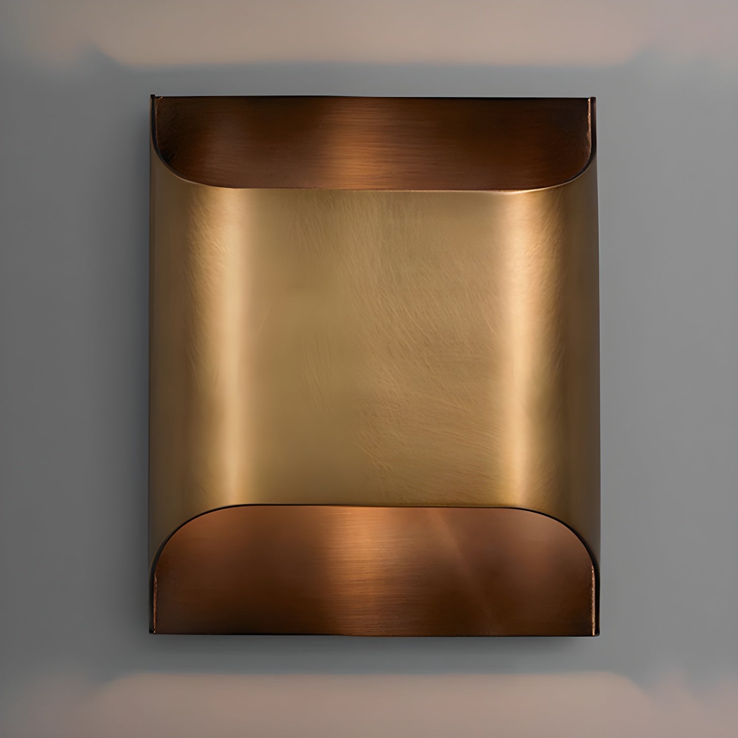 Hardy Nordic Art Brass Wall Lamp