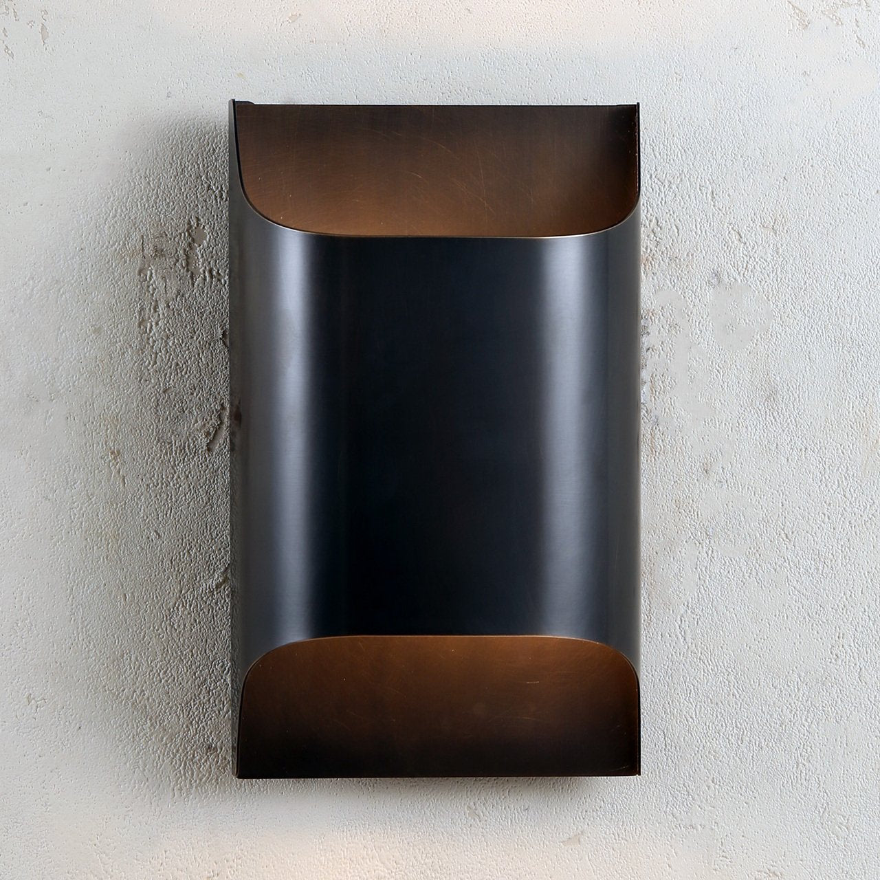 Hardy Nordic Art Brass Wall Lamp