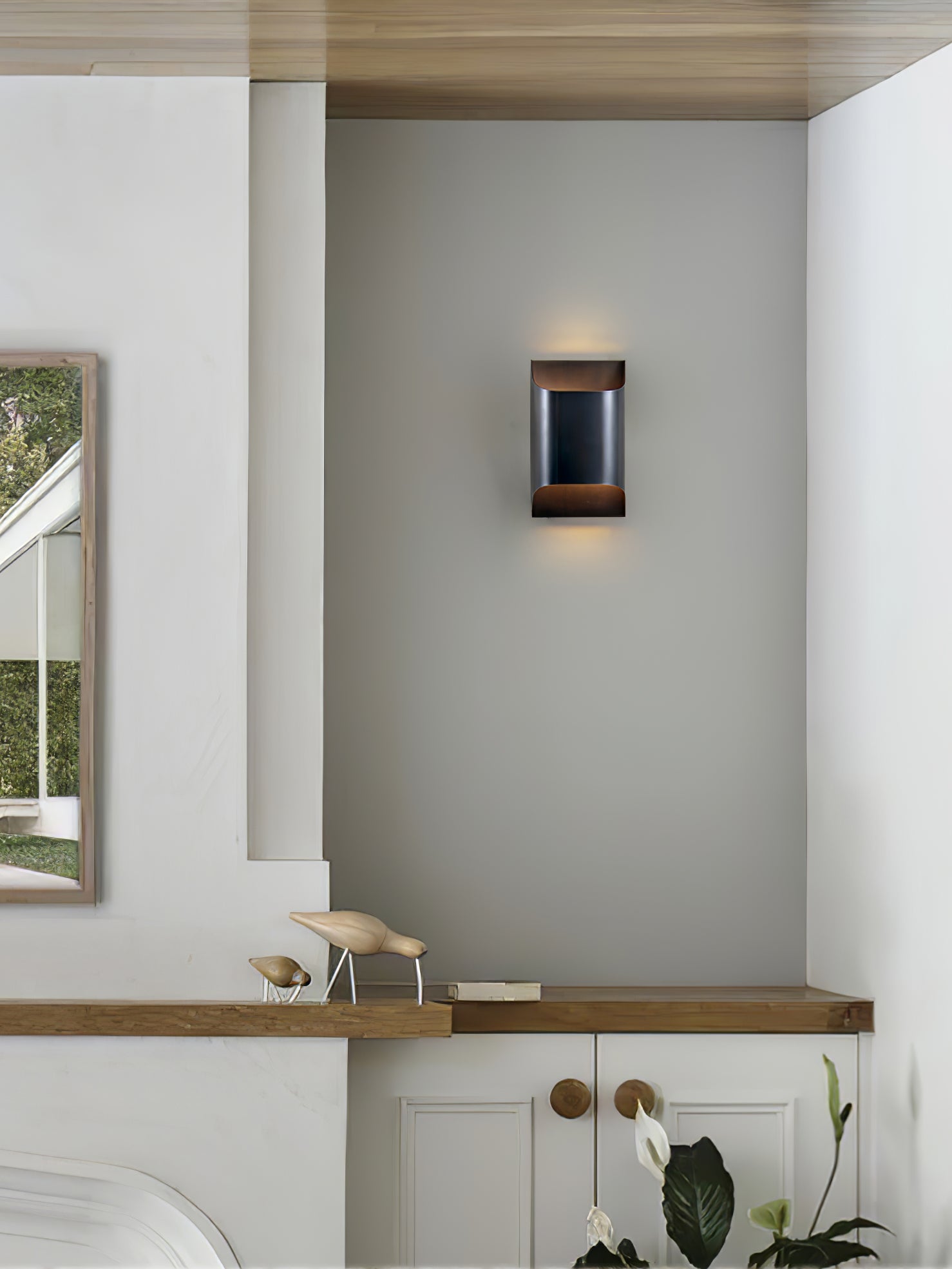 Hardy Nordic Art Brass Wall Lamp