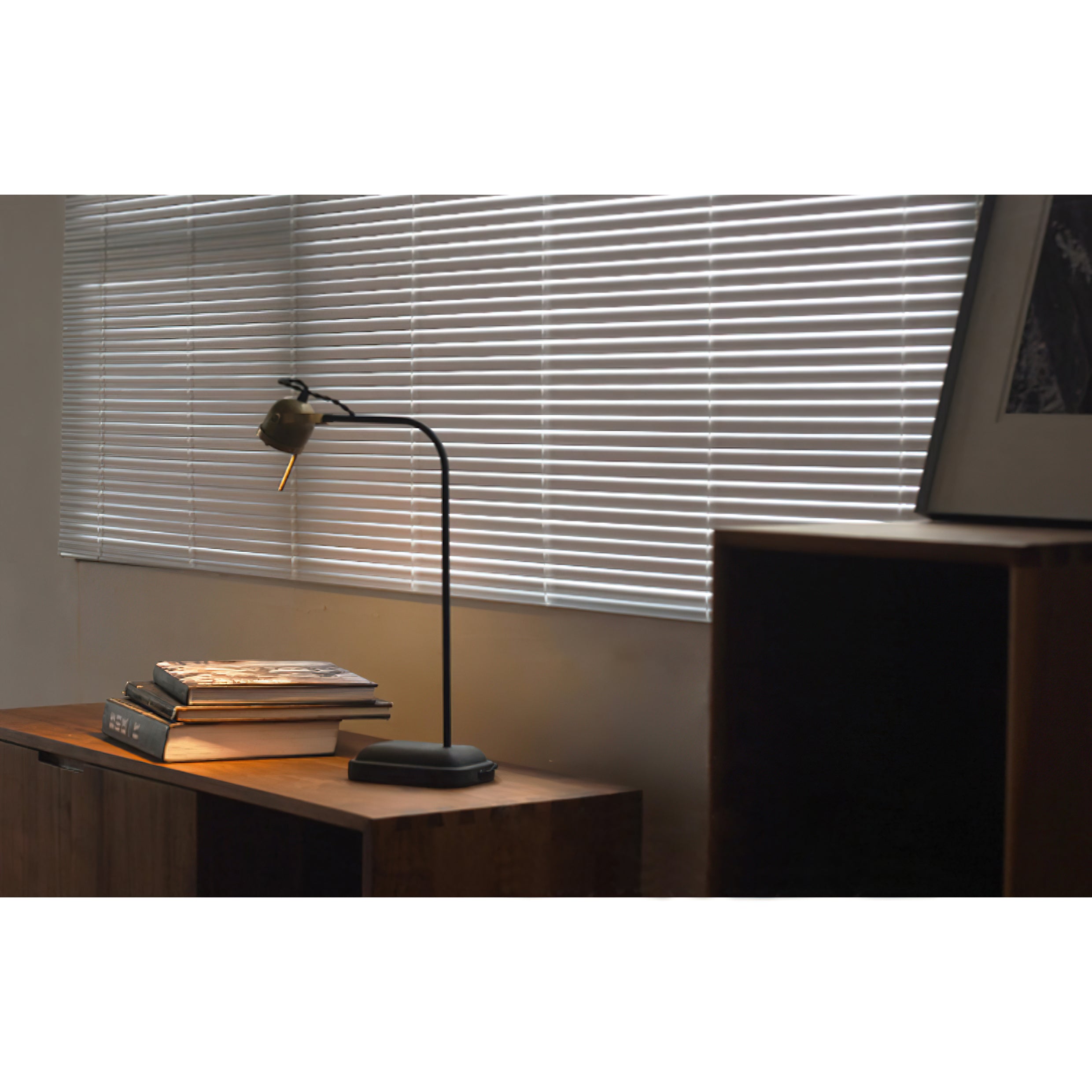 Romolier Table Lamp