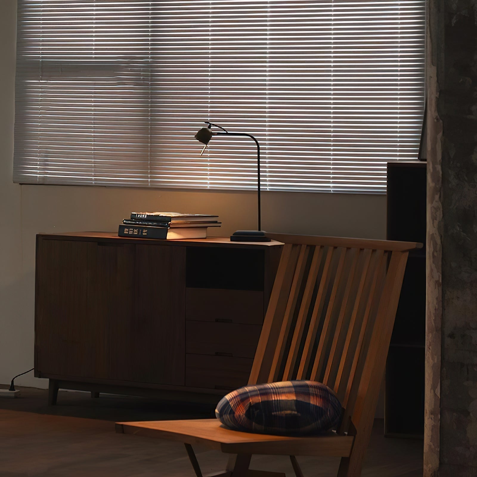 Romolier Table Lamp