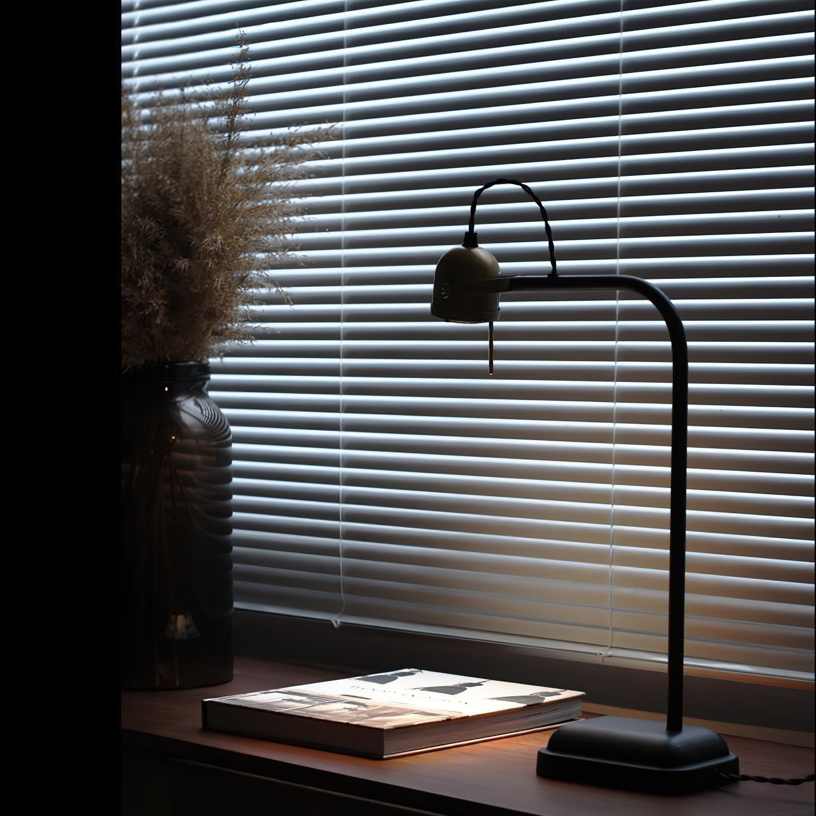 Romolier Table Lamp