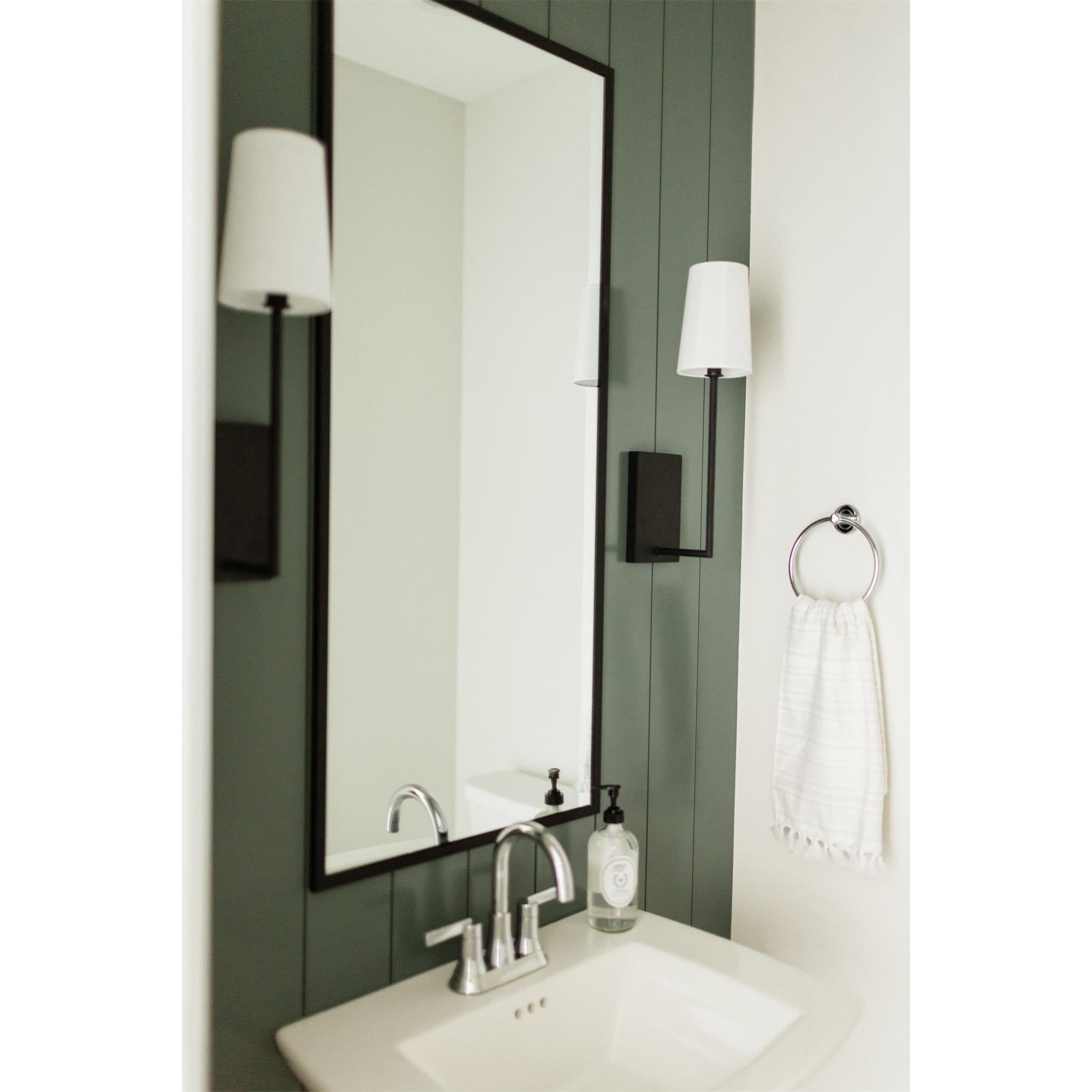 Lumeraria Wall Lamp