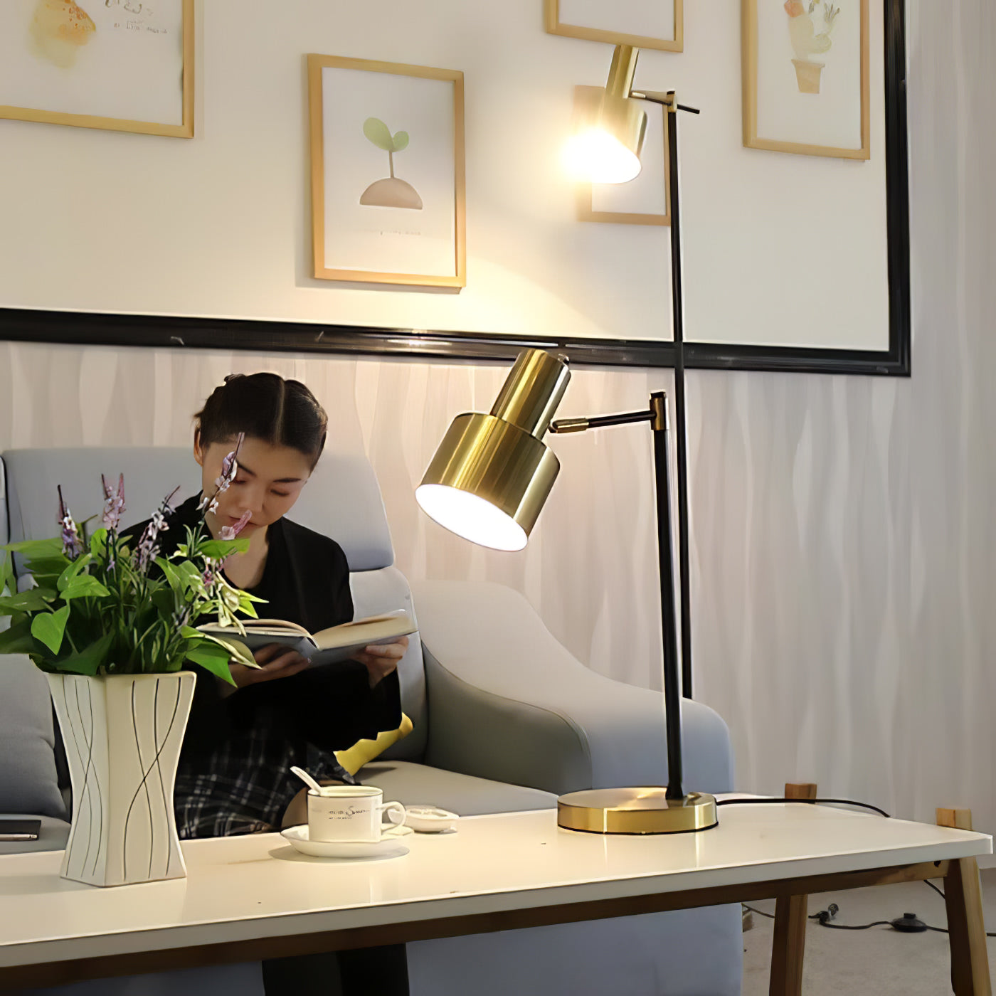 Selinena Modern Table Lamp