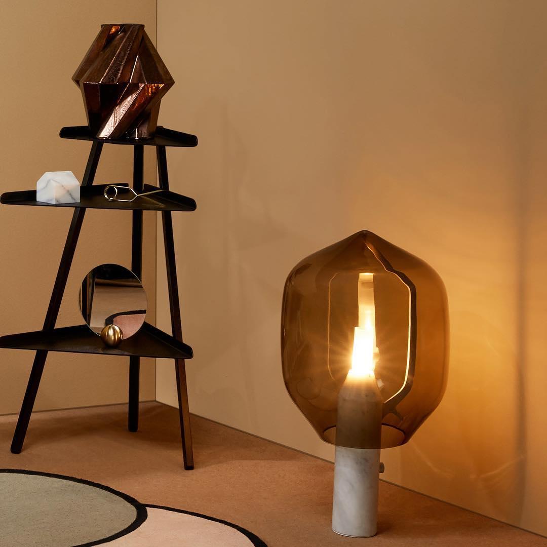 Vihls Modern Marble Table Lamp