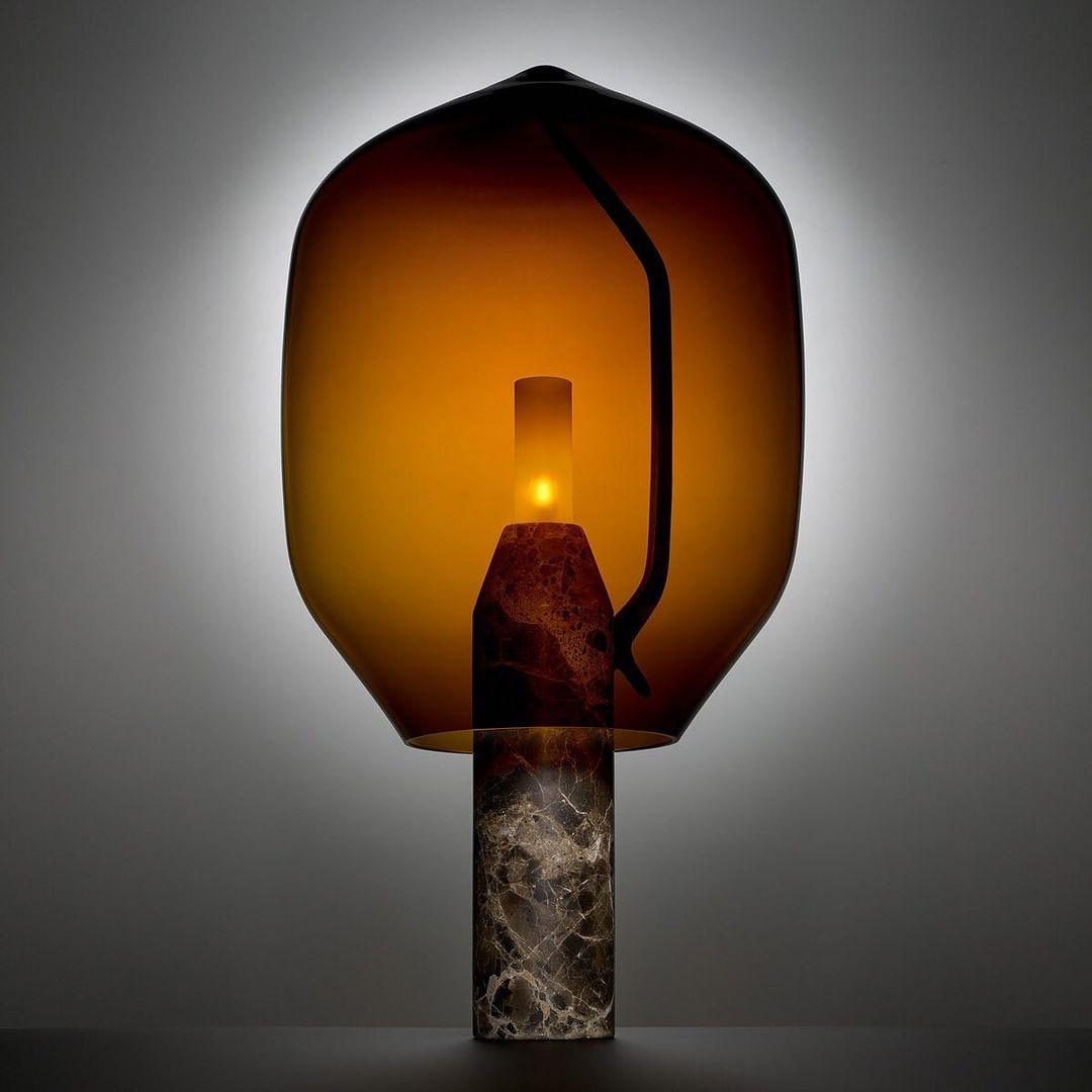Vihls Modern Marble Table Lamp