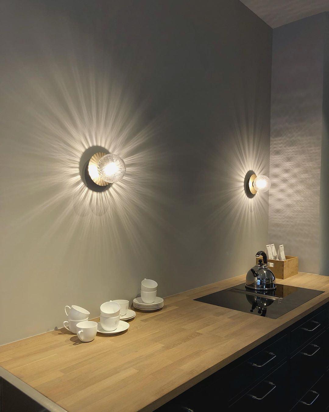 Nifte Wall Lamp Disc Globe Minimalist