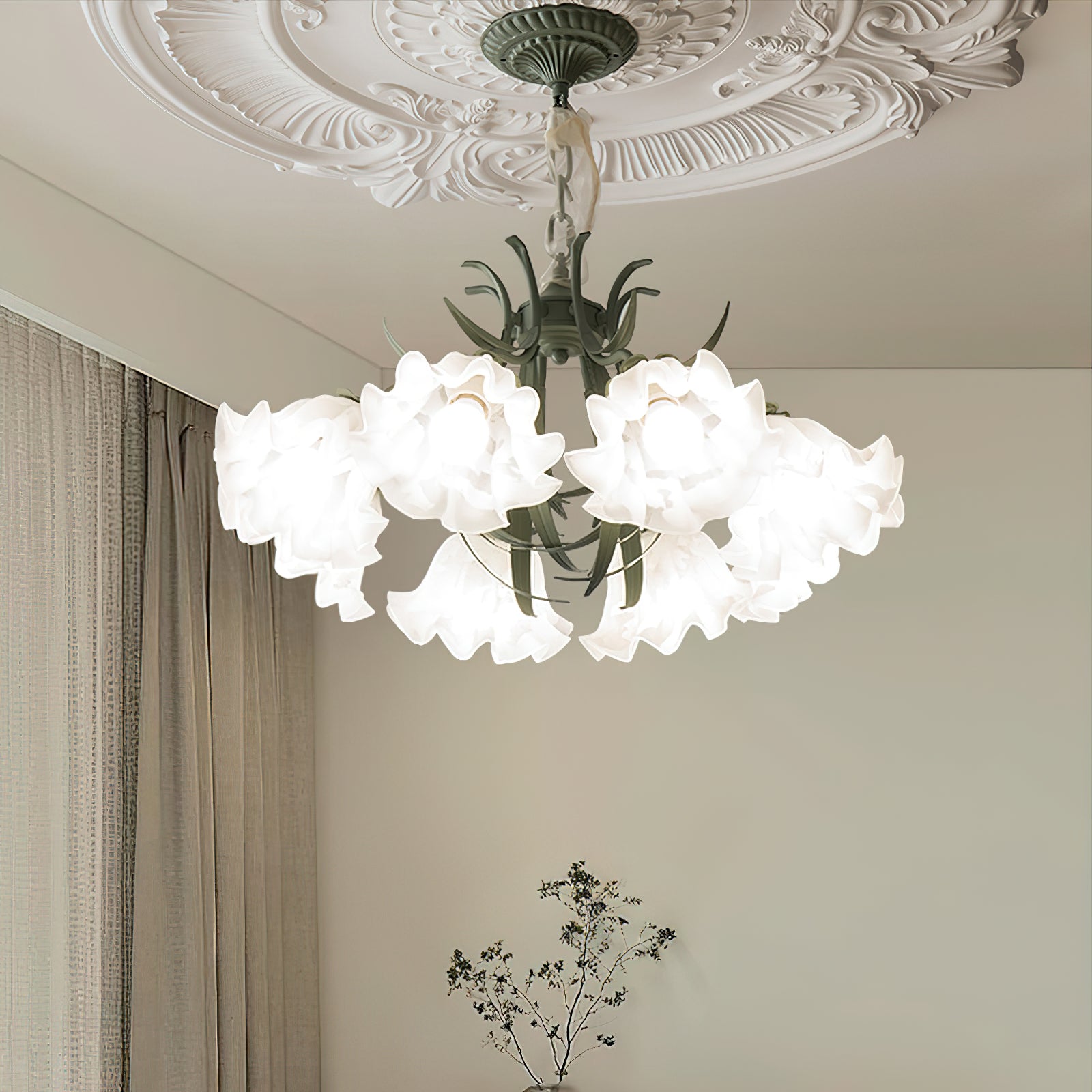 Evren Chandelier Flower with Petals and Leaves