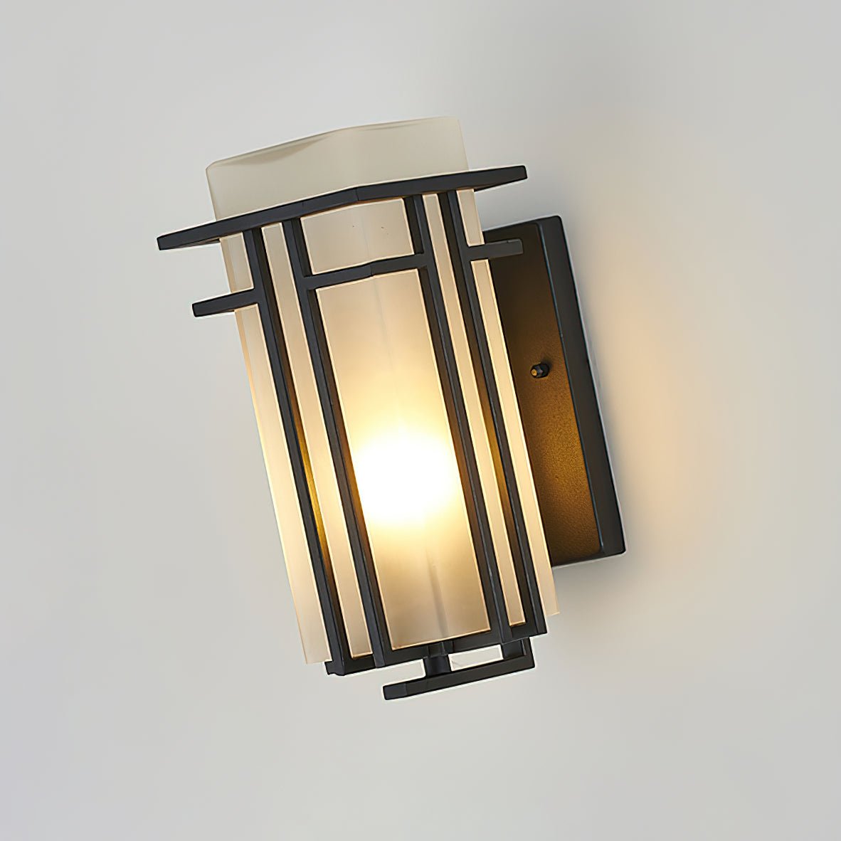 Wilen Outdoor Wall Lamp Iron Lantern Retro