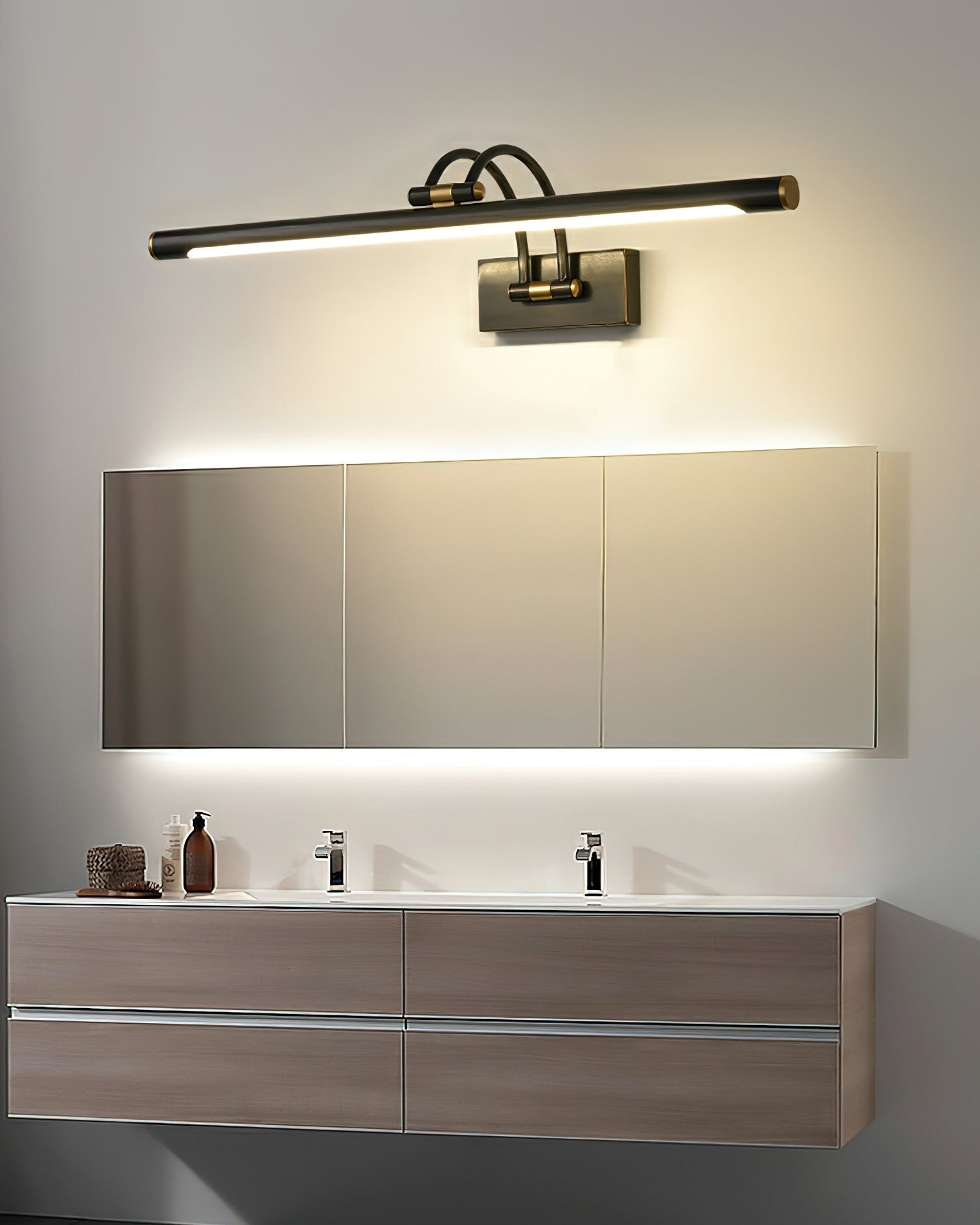 Solarielle Linear Vanity Brass Wall Light