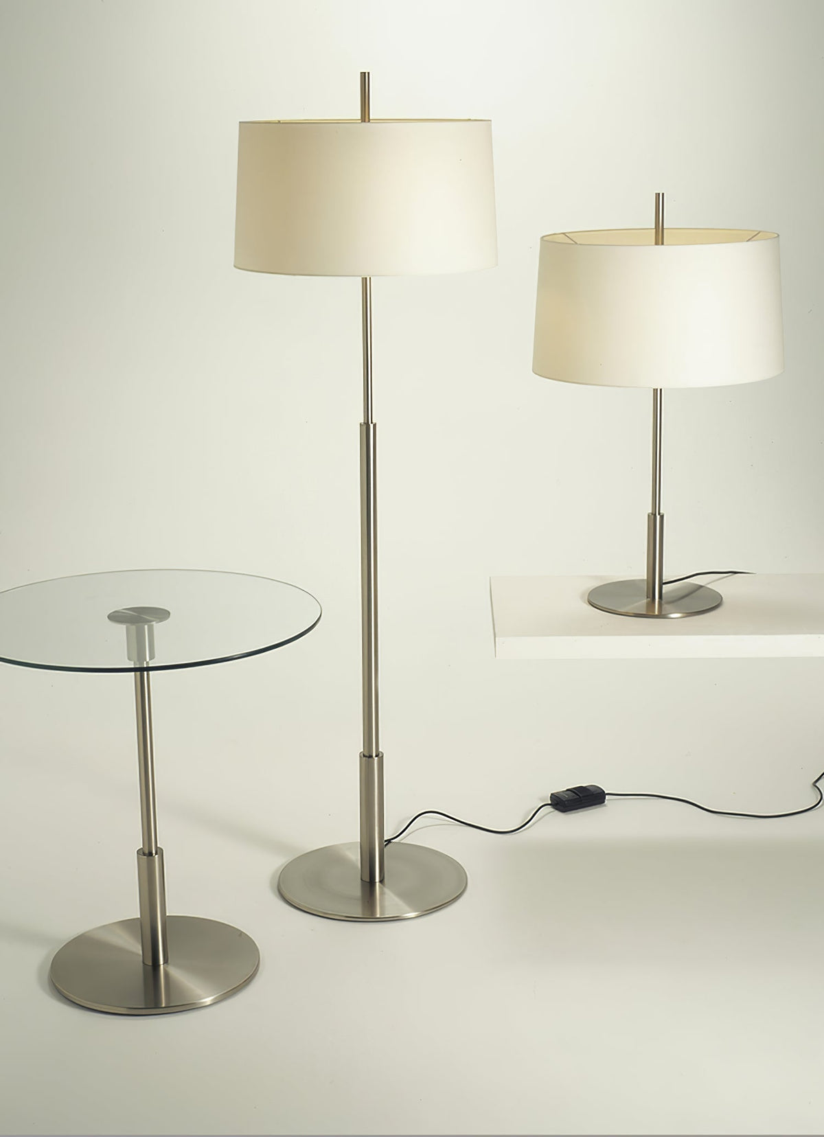 Silasn Minimalist Table Lamp