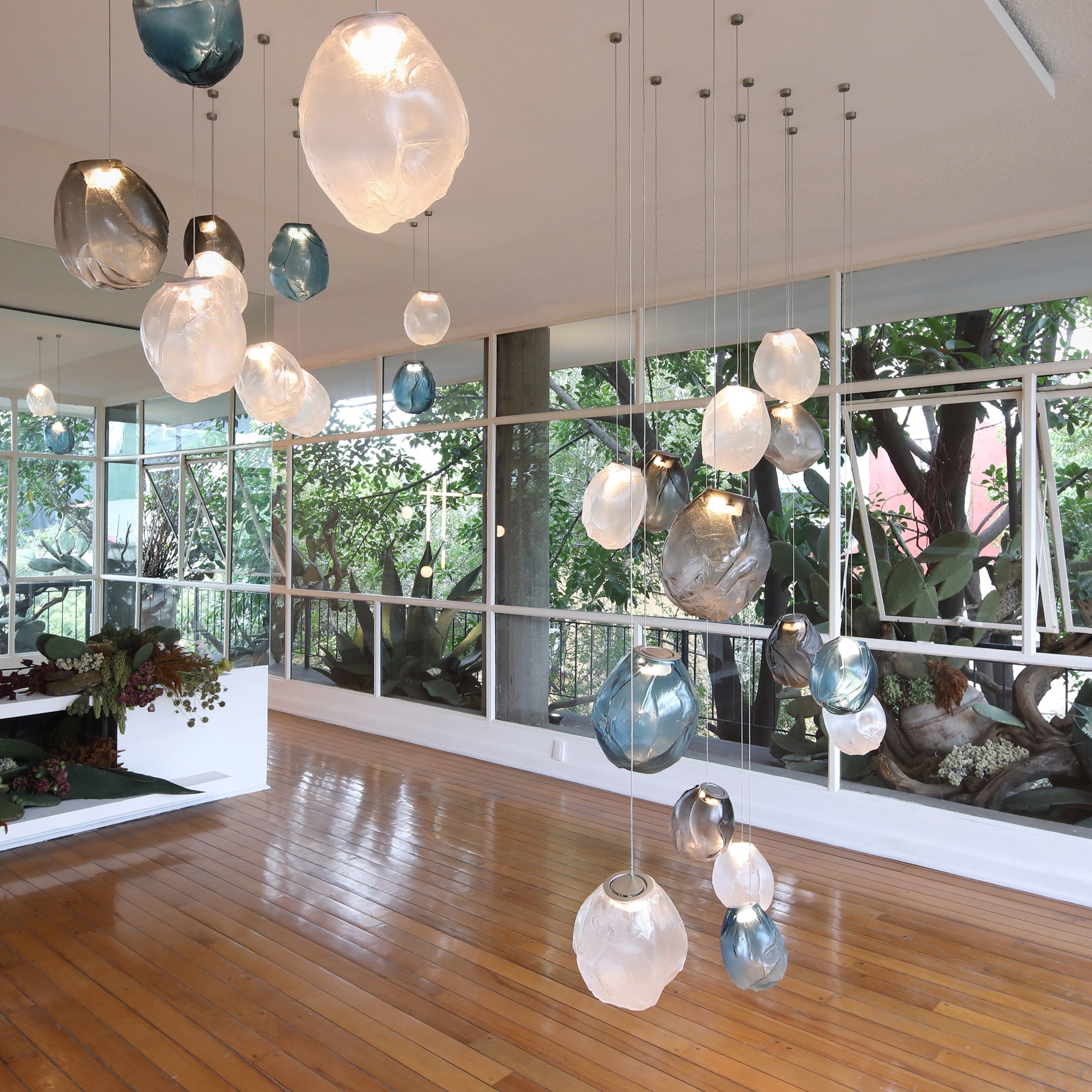 Celenelle Liquid Glass Stone Pendant Light