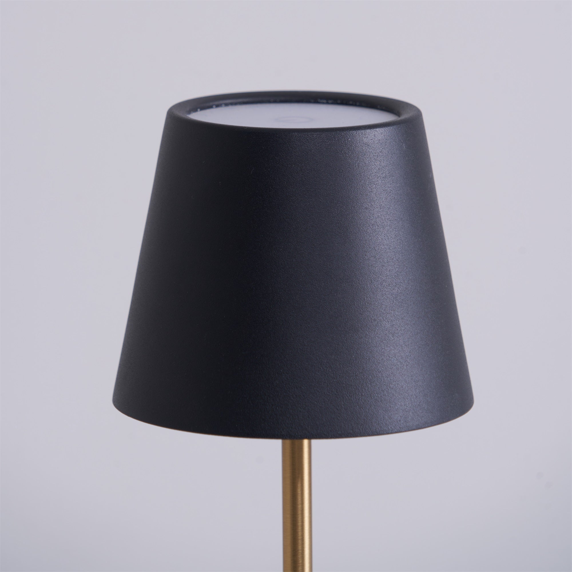 Penny Minimalist Table Lamp