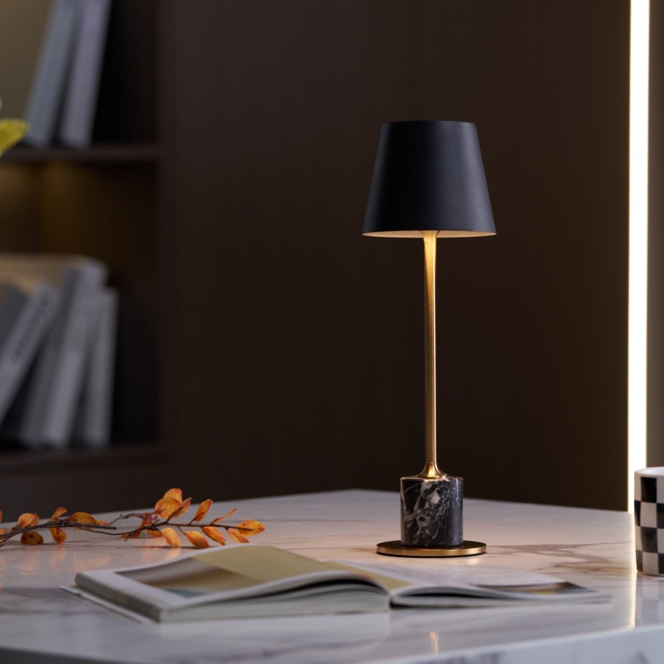 Penny Minimalist Table Lamp