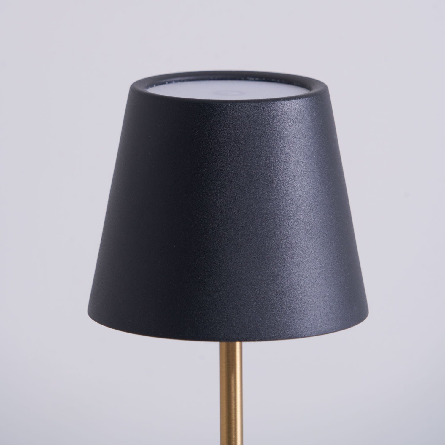 Penny Minimalist Table Lamp